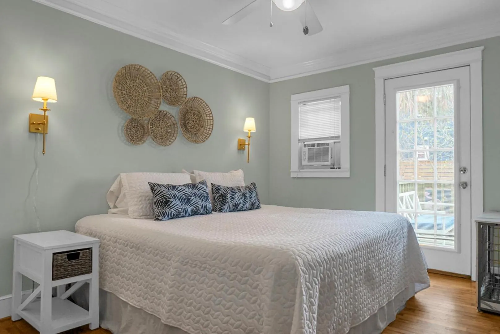 Bed in Carolina Beach Inn