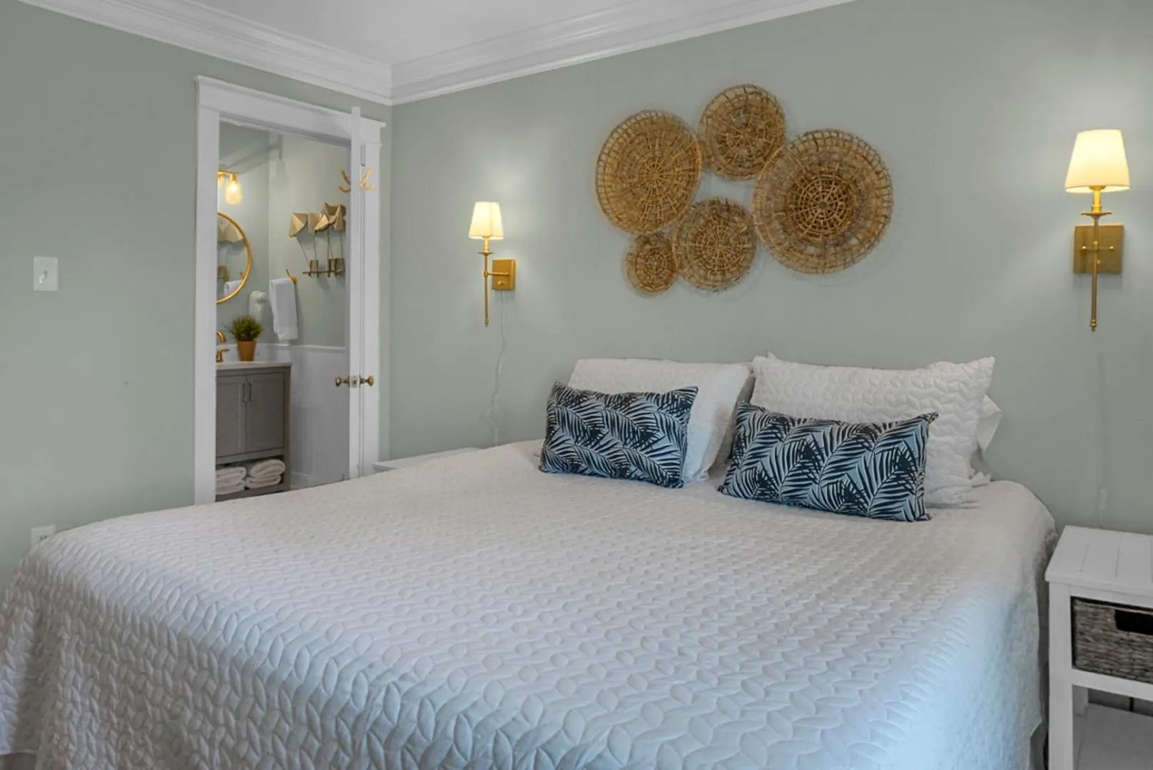 Bed in Carolina Beach Inn