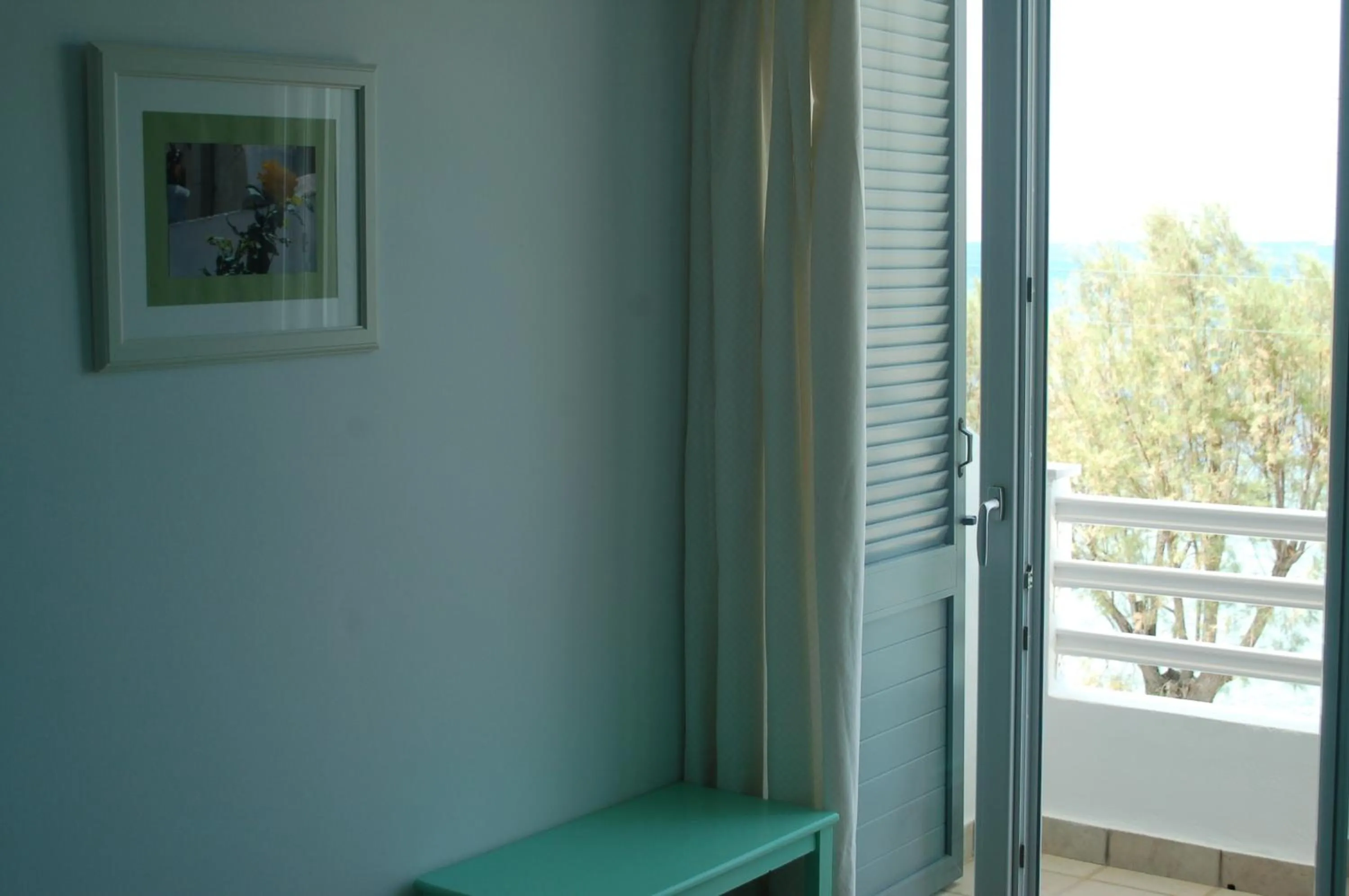 Garden view in Hotel Paros