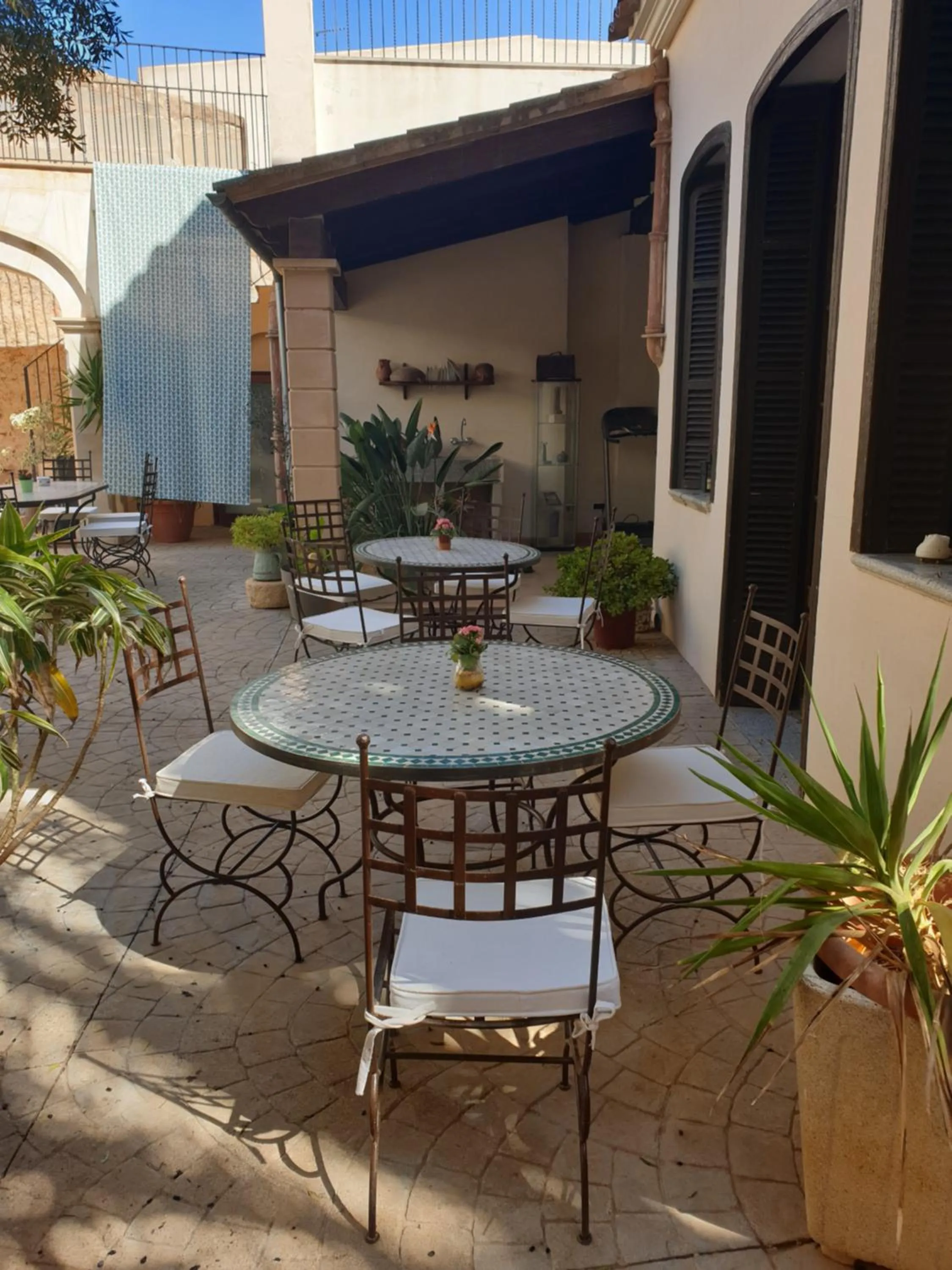 Patio in Hotel Segles - Turismo de Interior