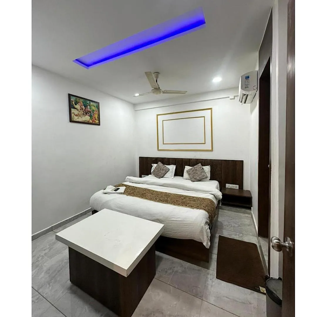 Standard Double Room in Hotel Rose Palace