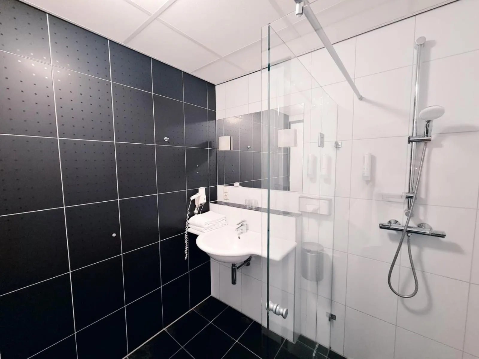 Bathroom in Hotel De Schout