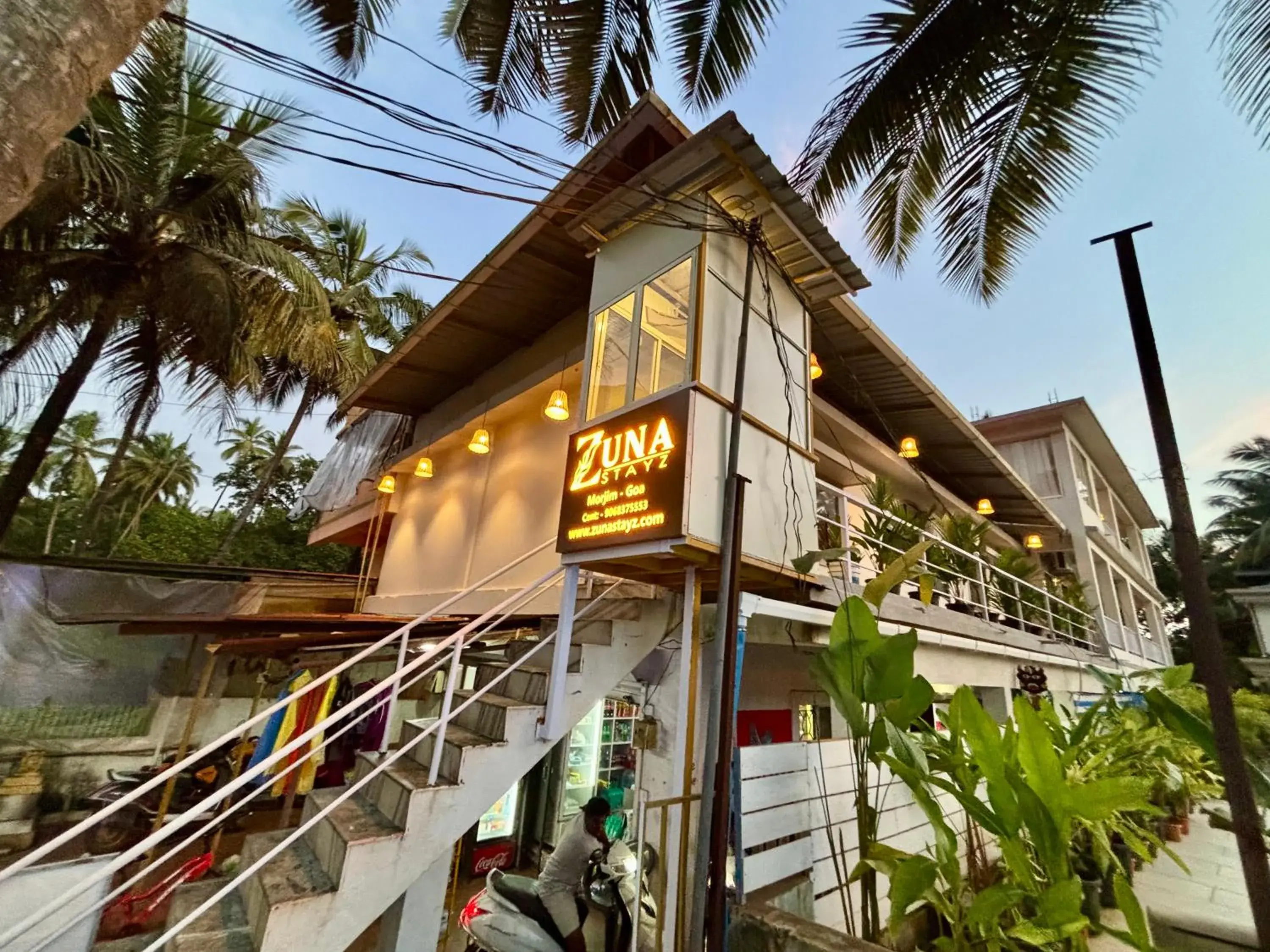 Zuna Stayz Morjim Goa Zuna Stayz Morjim Goa