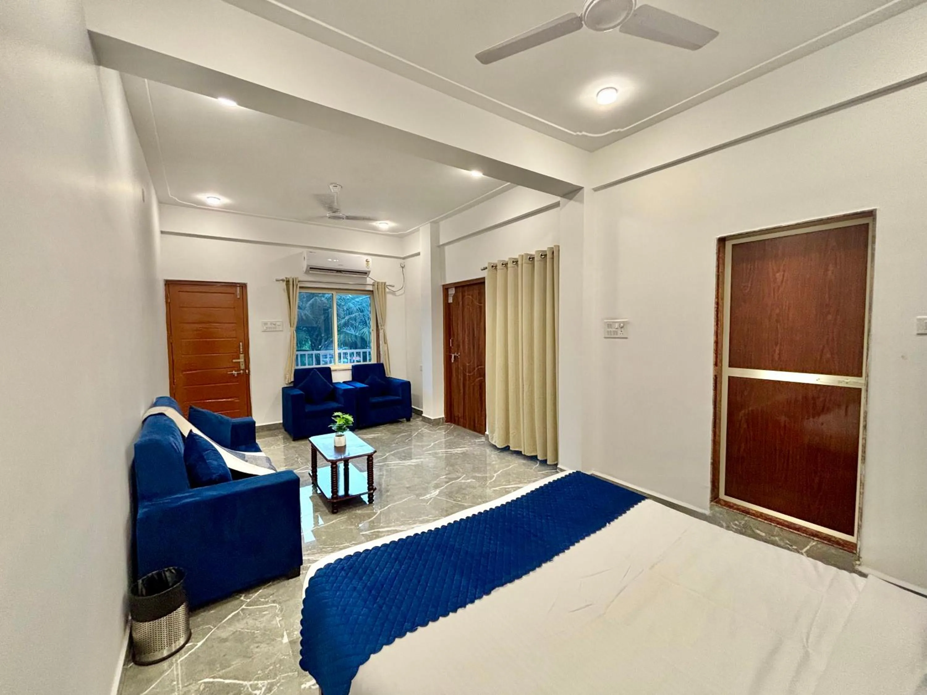 Zuna Stayz Morjim Goa
