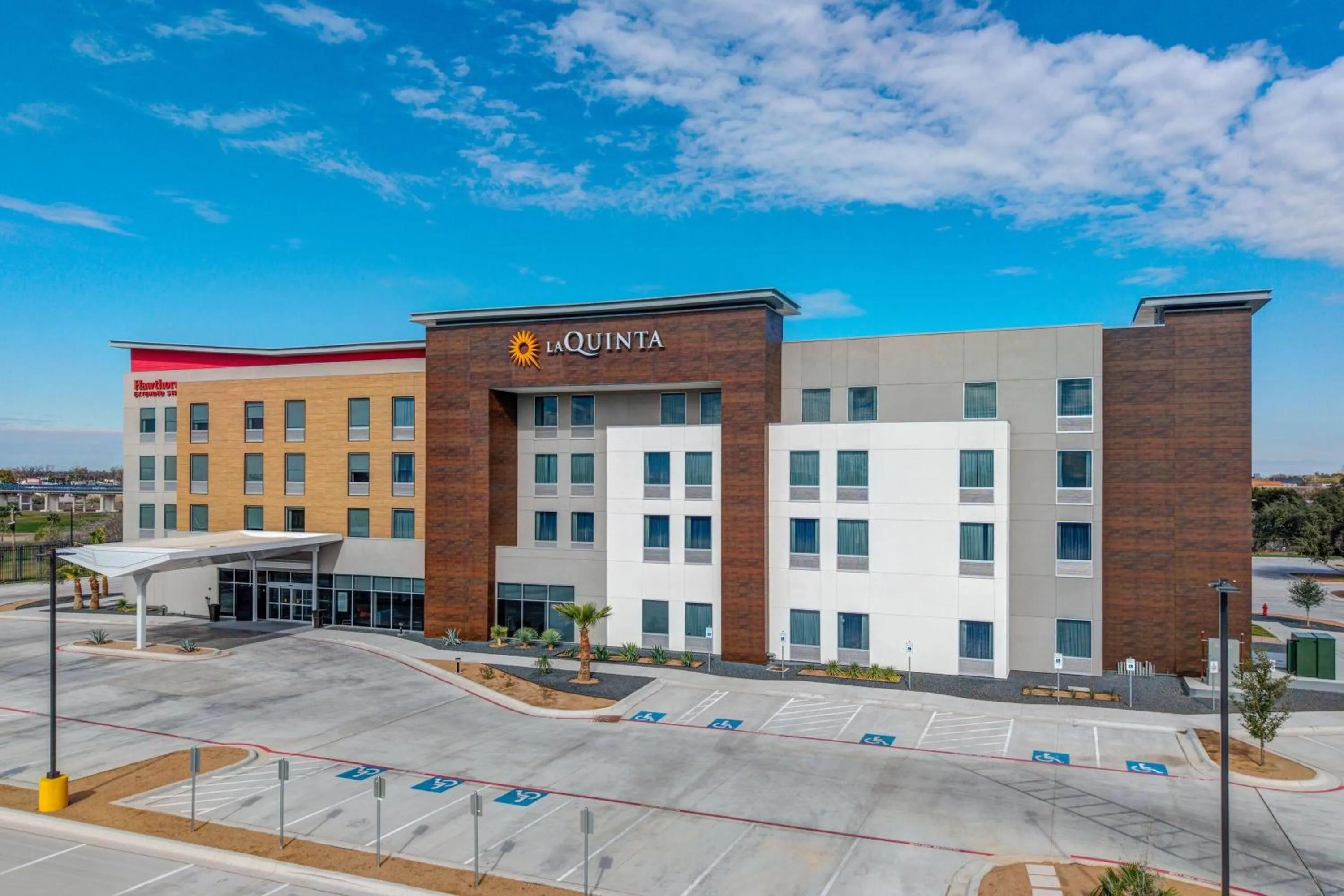 Property building in La Quinta Inn & Suites by Wyndham Eagle Pass