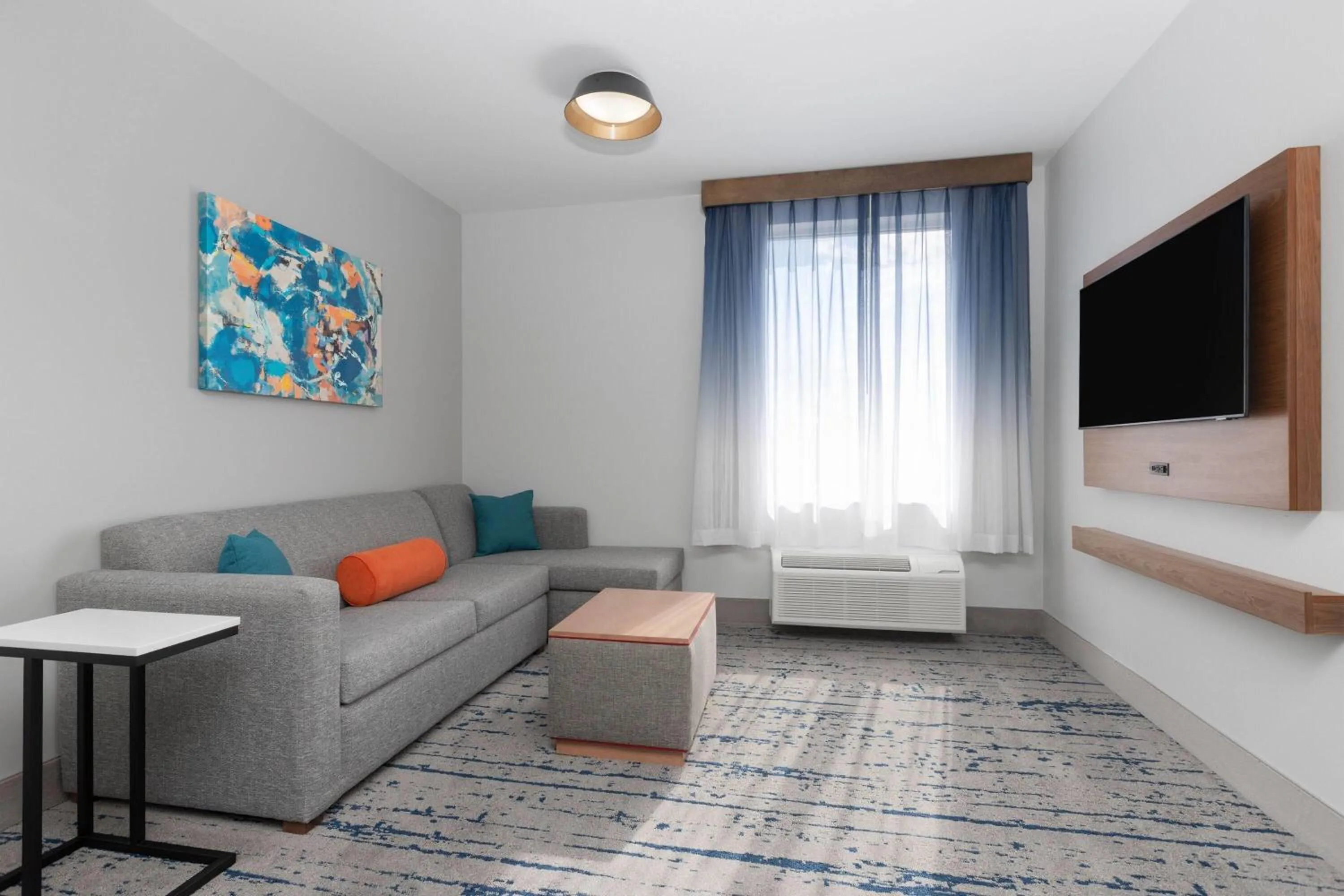 Photo of the whole room in La Quinta Inn & Suites by Wyndham Eagle Pass