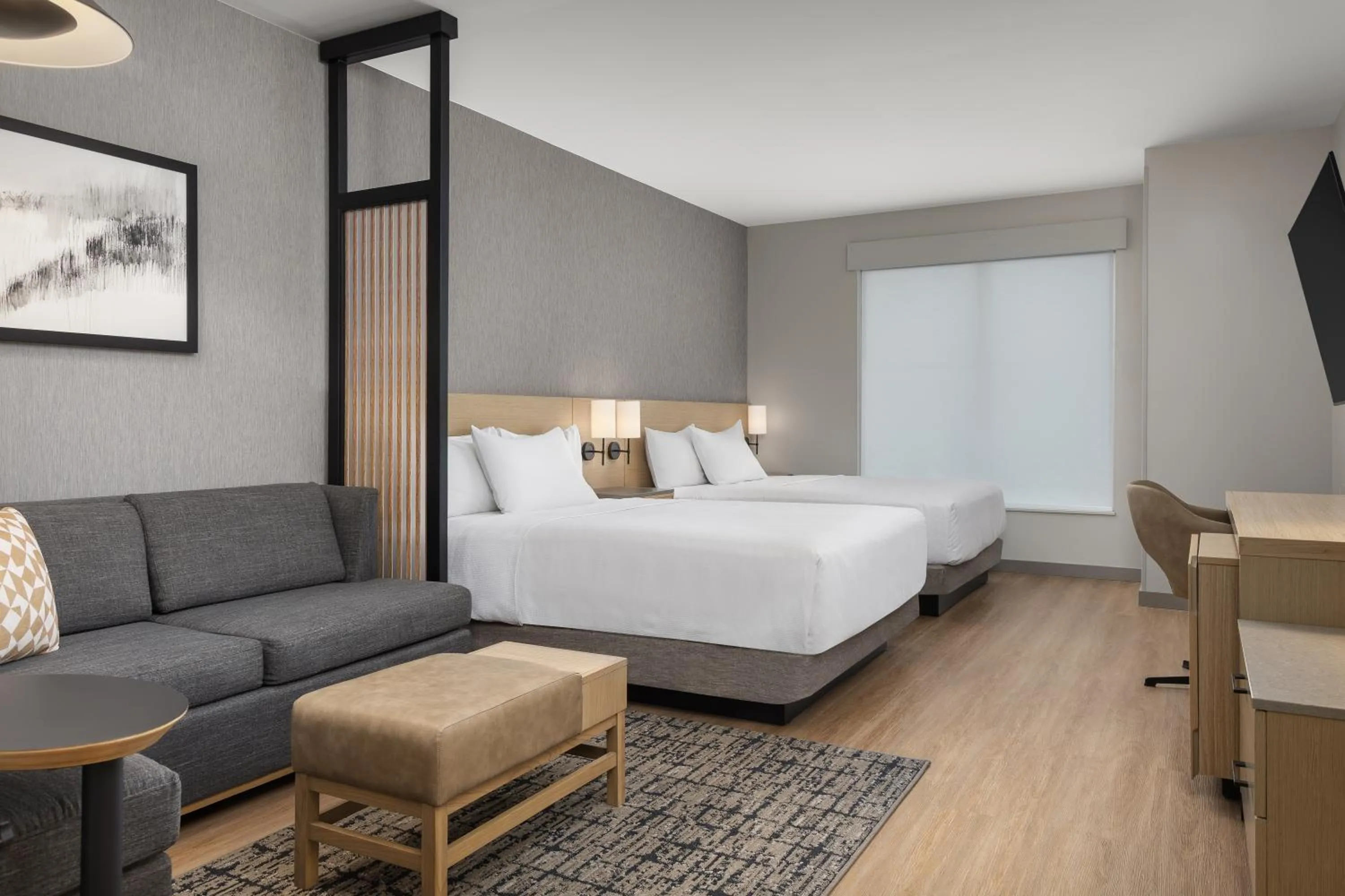 Bed in Hyatt Place Toronto Airport