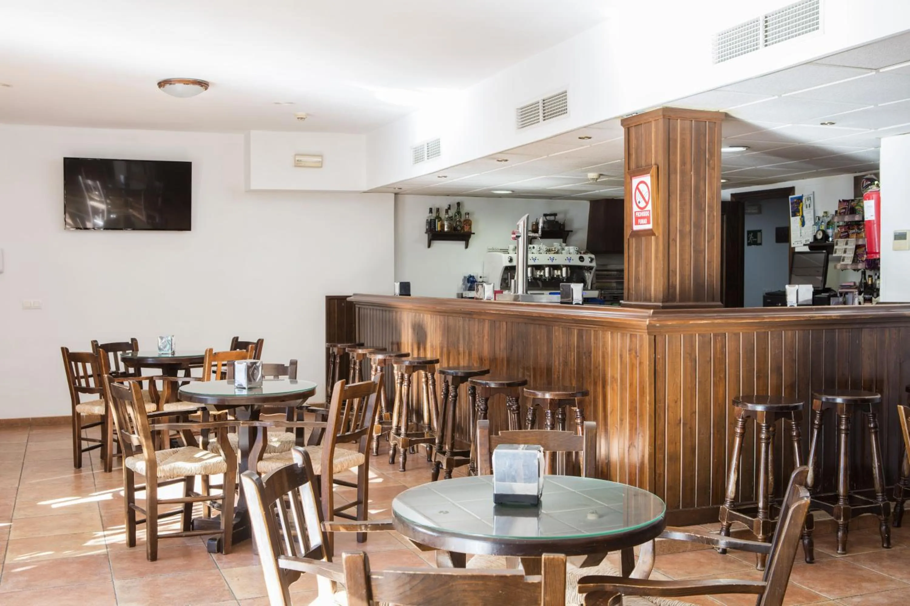 Restaurant/places to eat in Hotel Tugasa Sierra y Cal