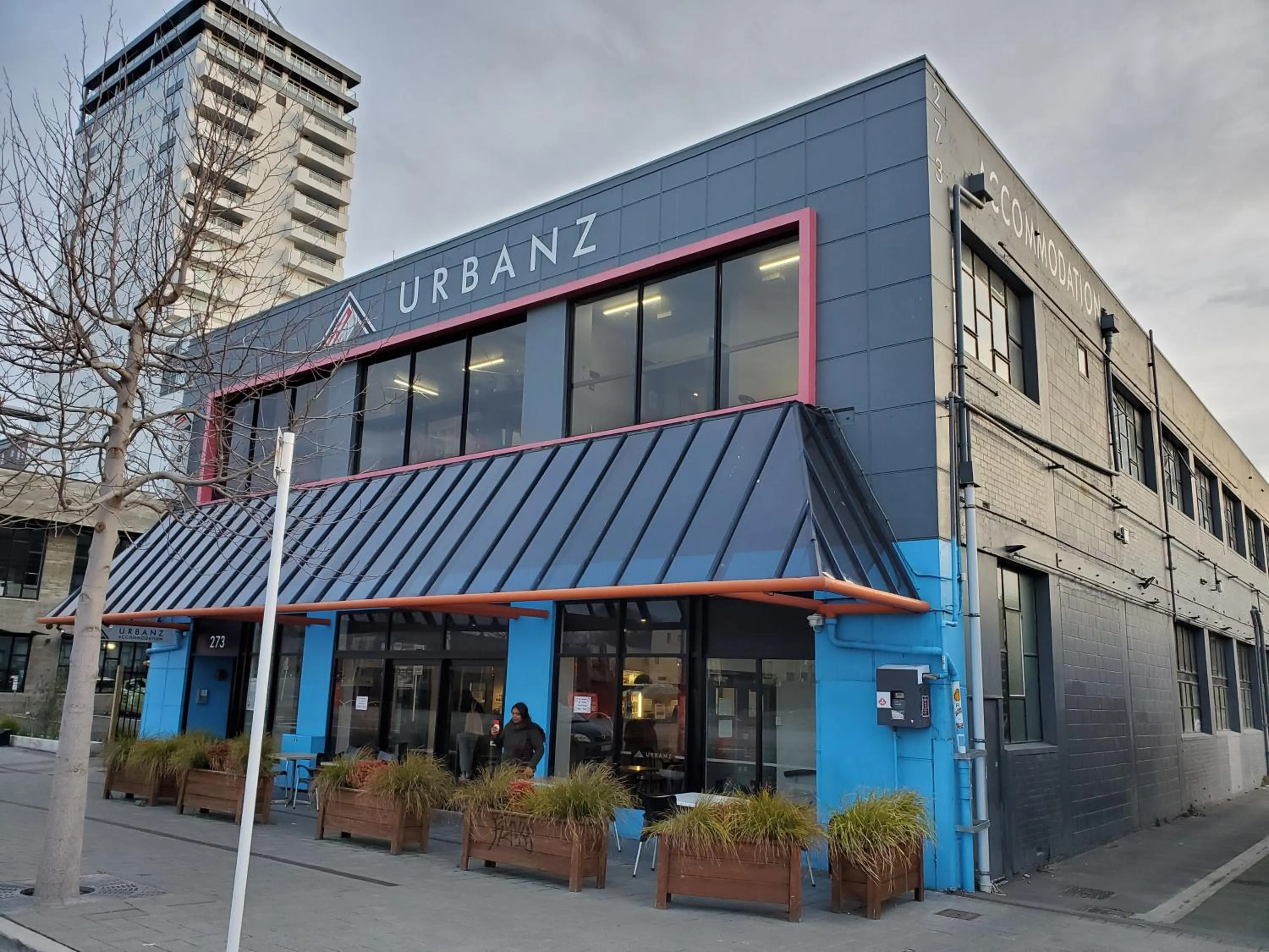 Property building in Urbanz