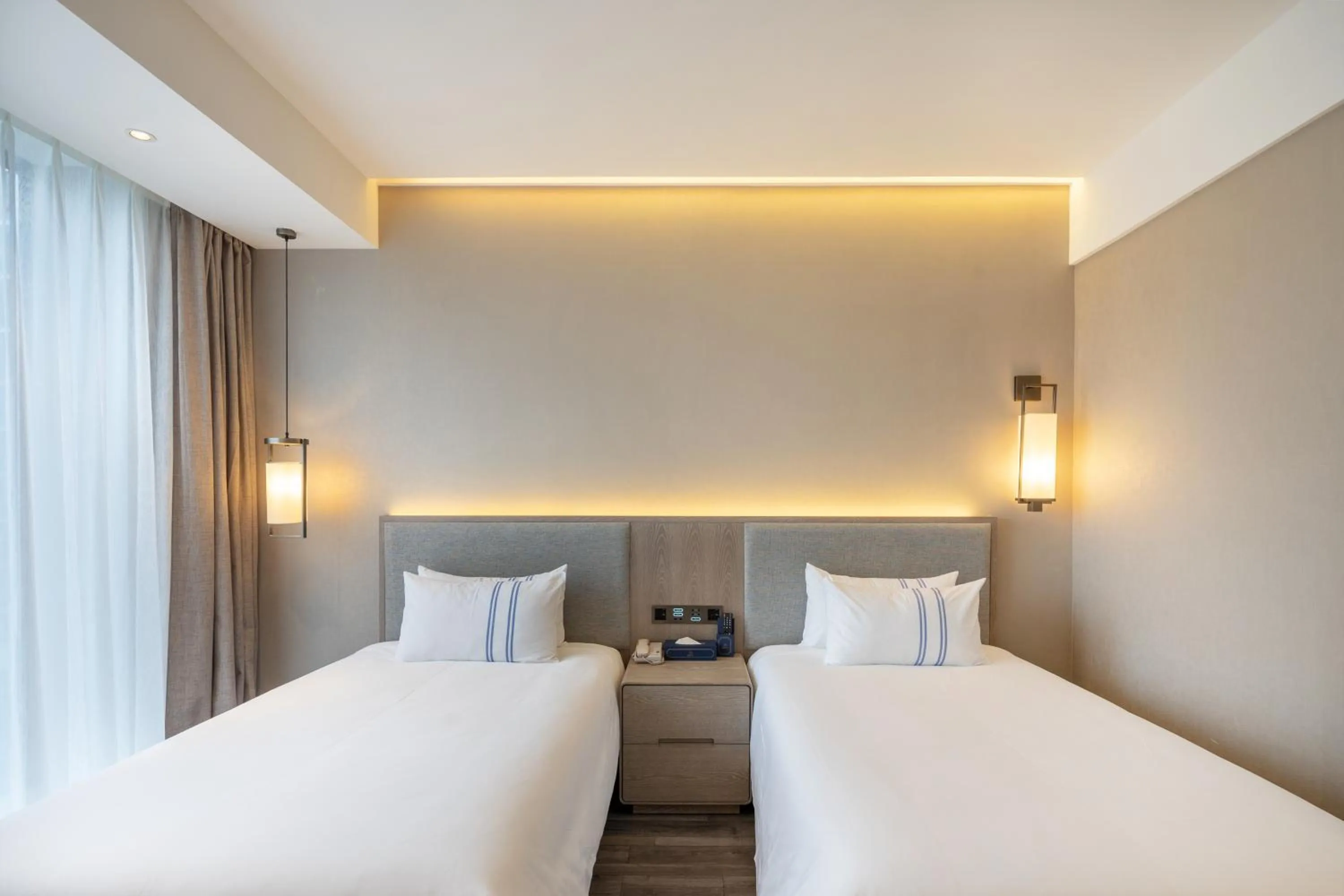 Photo of the whole room, Bed in Zhonghao International Hotel