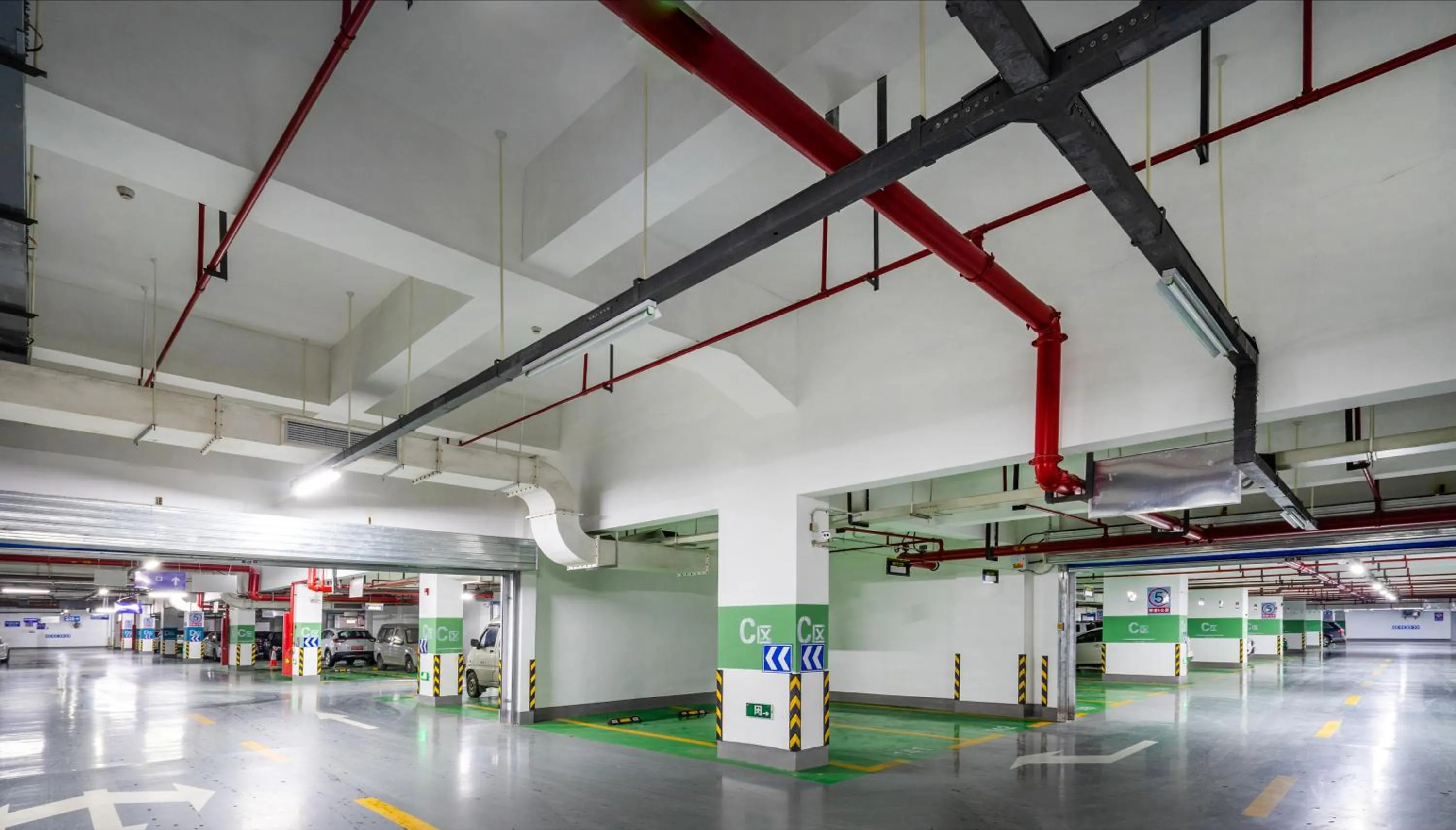 Parking in Zhonghao International Hotel