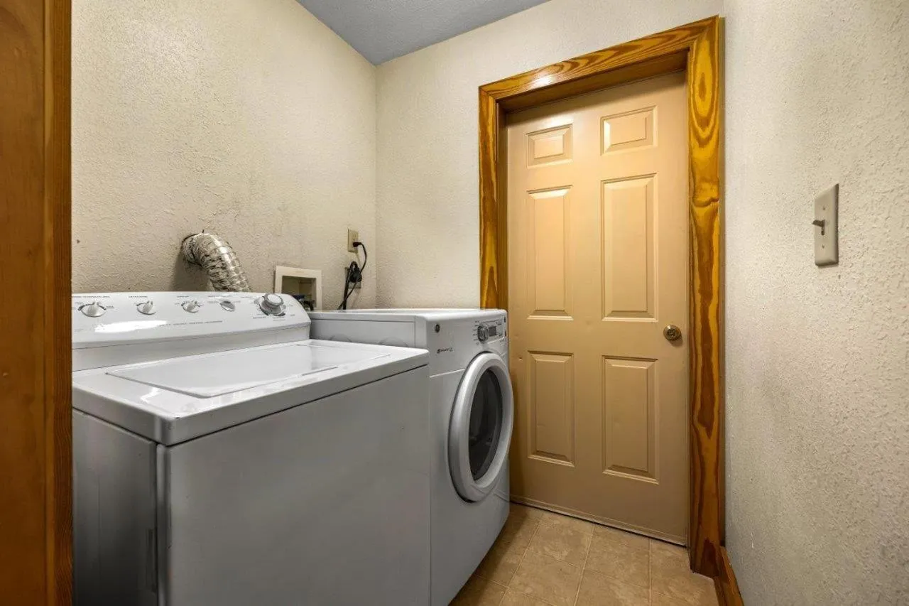 Poplar Point Condo Unit 12A