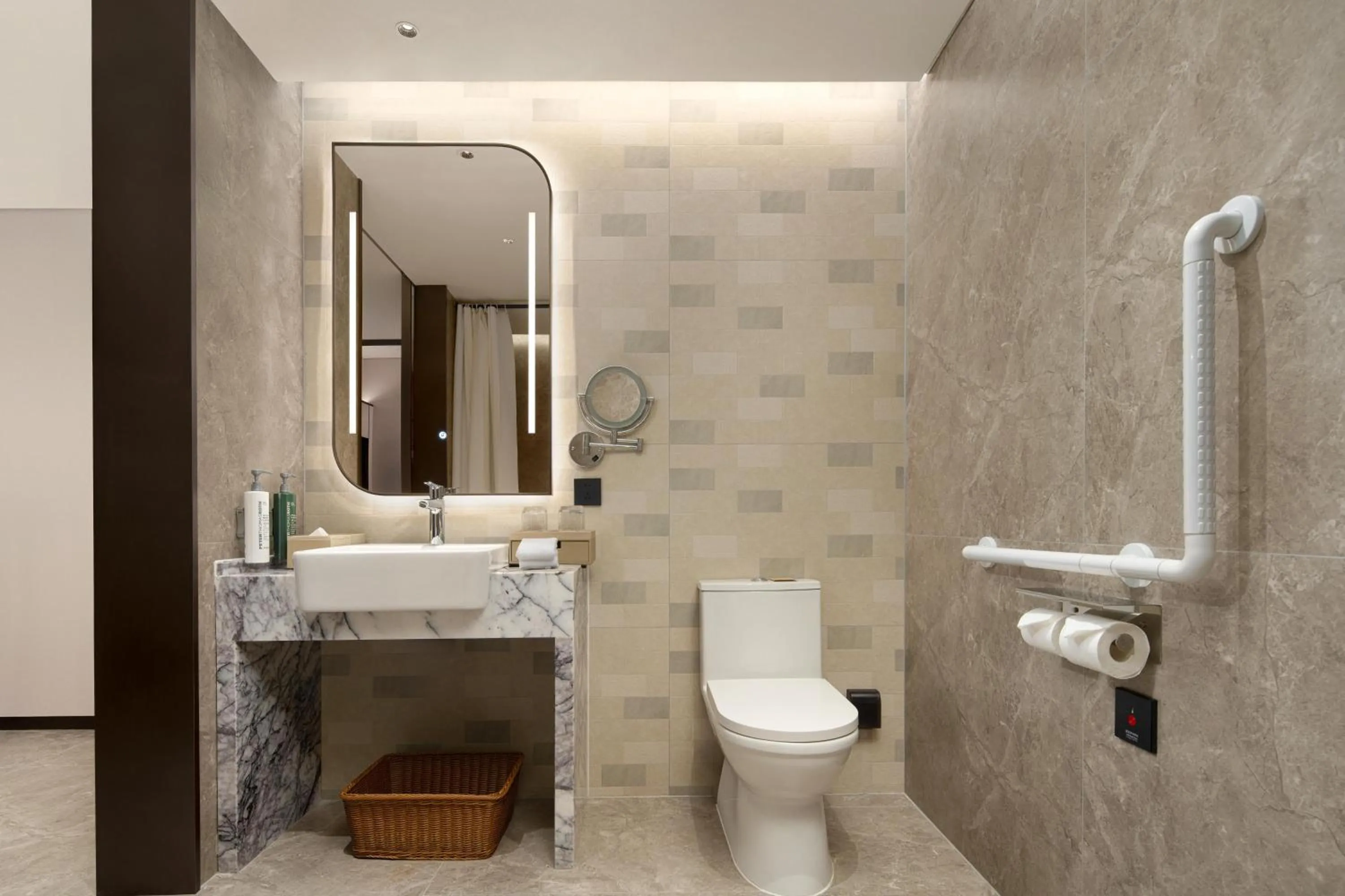 Bathroom in Hilton Garden Inn Lanzhou Anning