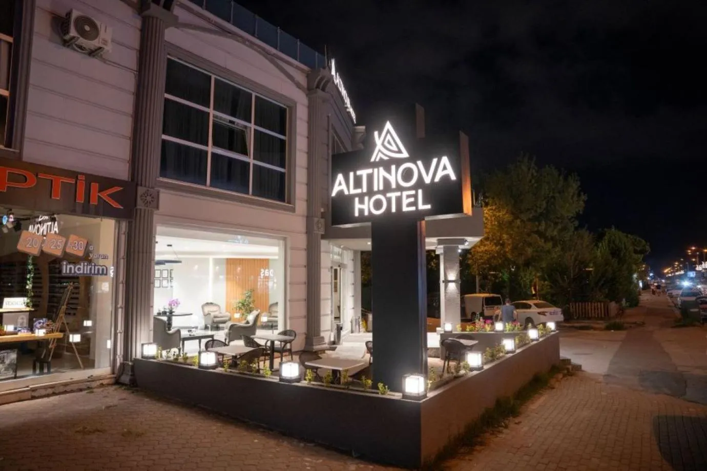 Property building in Altınova Hotel Sakarya