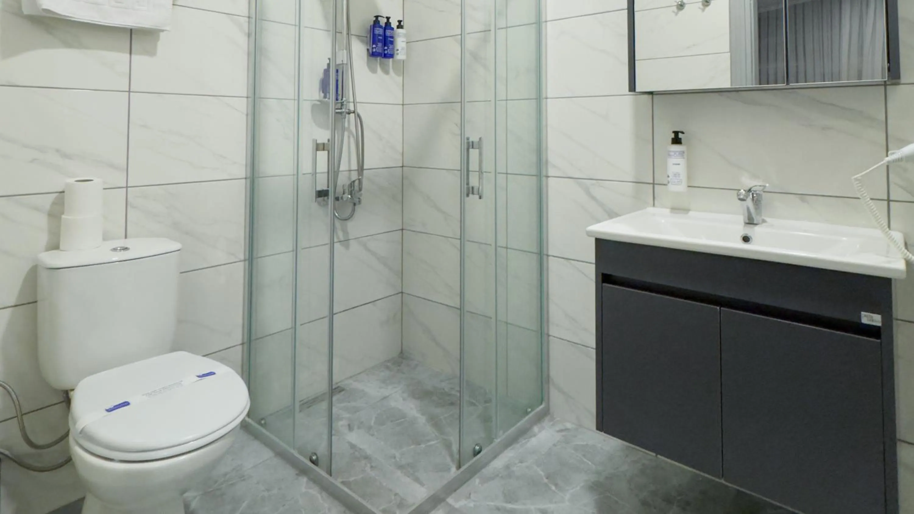 Shower in Altınova Hotel Sakarya