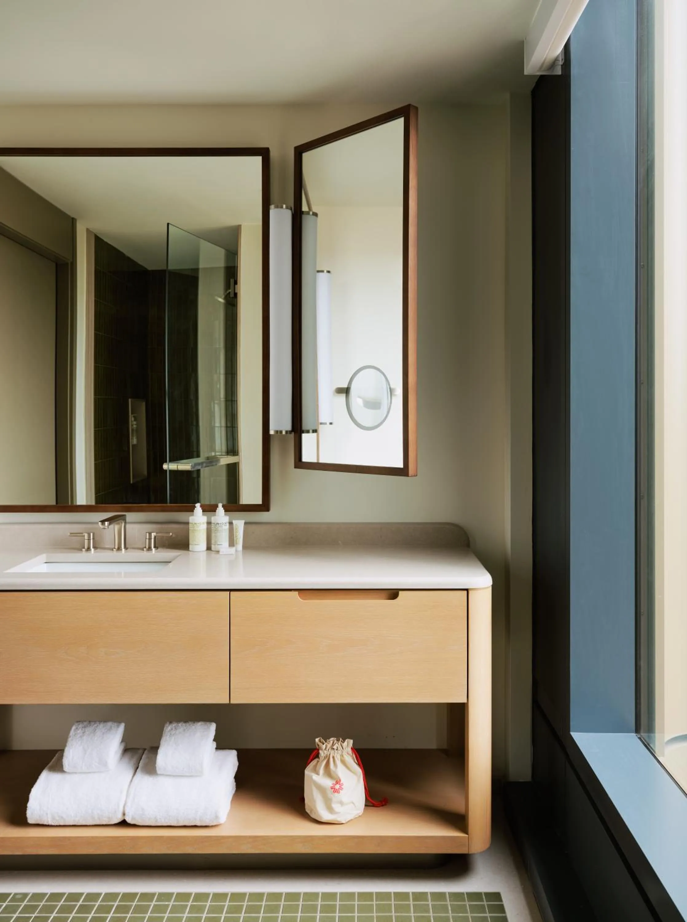 Premier King Room ADA Tub in The Atlas Hotel