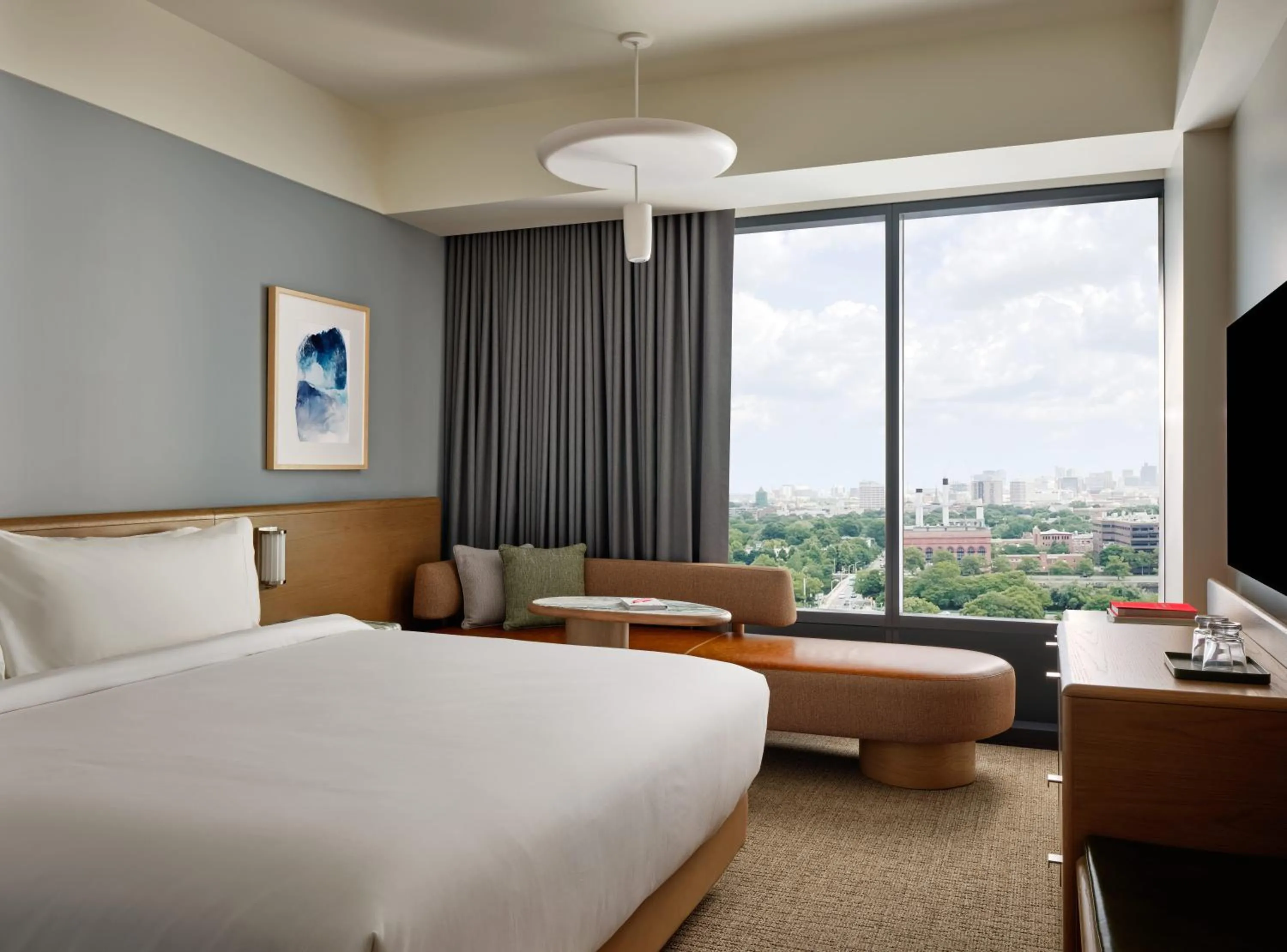 King Room with Roll-In Shower - Disability Access in The Atlas Hotel