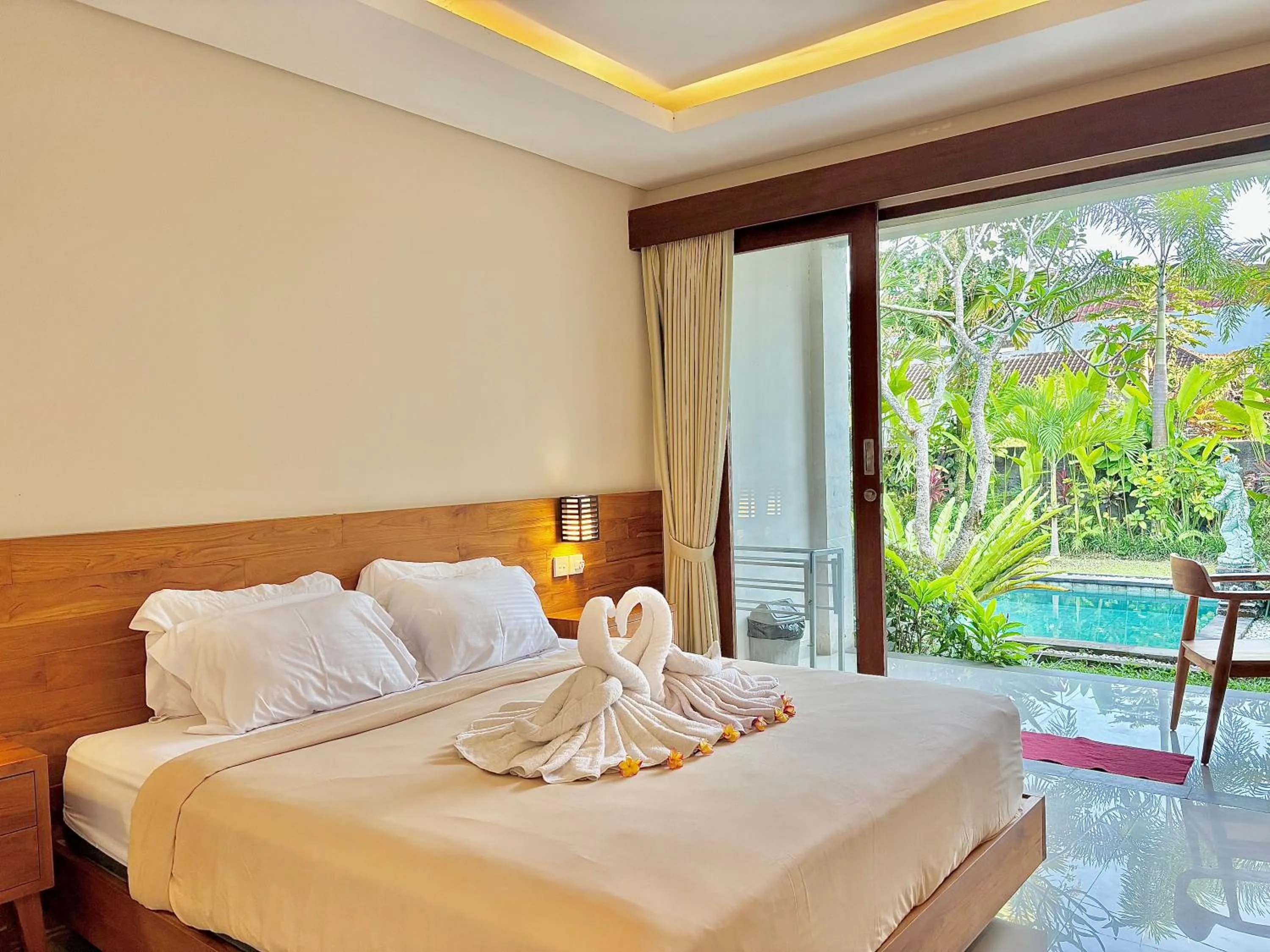 Bed in Kamayu Ubud by Puri Signatures