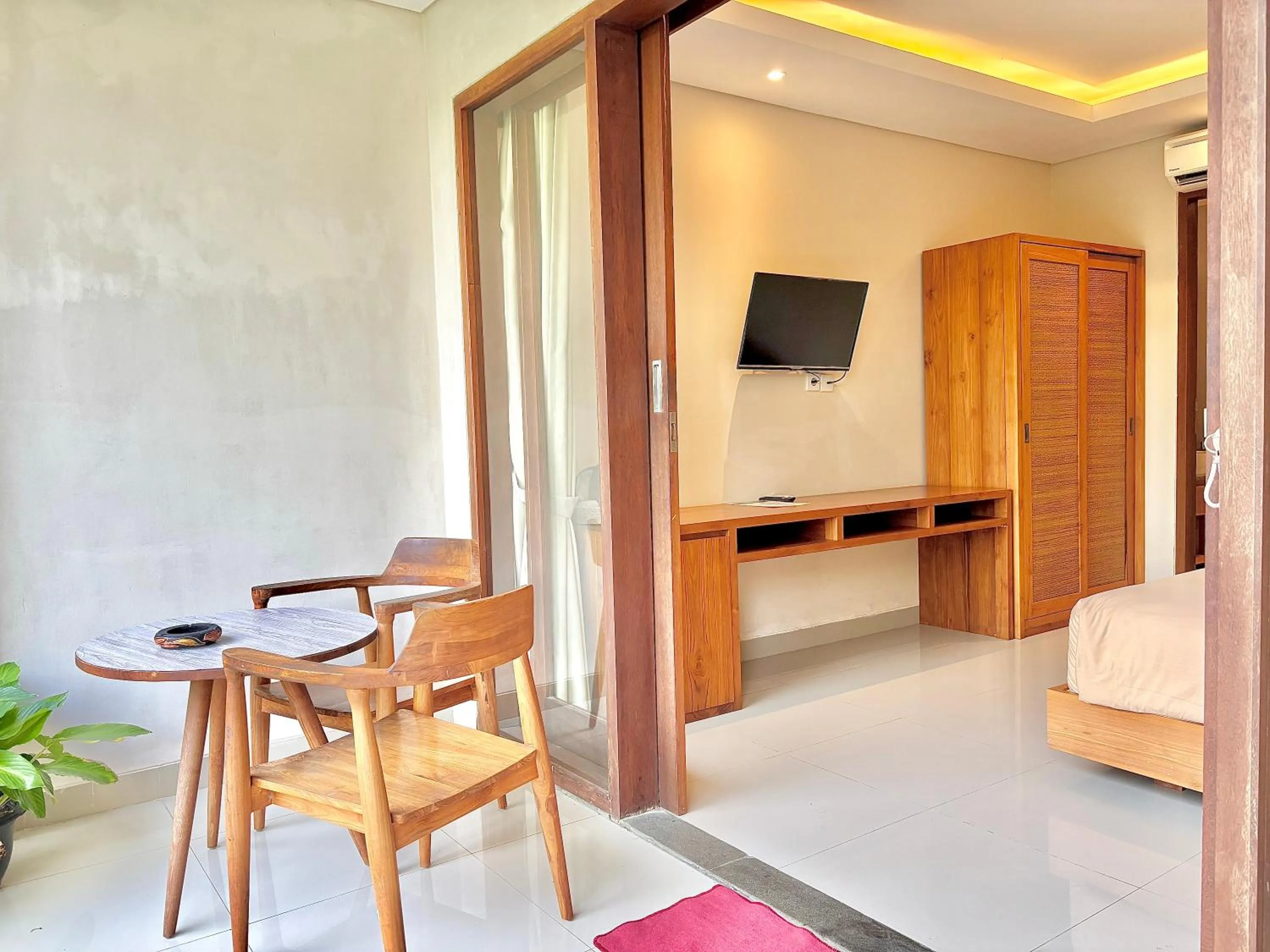 Bed in Kamayu Ubud by Puri Signatures