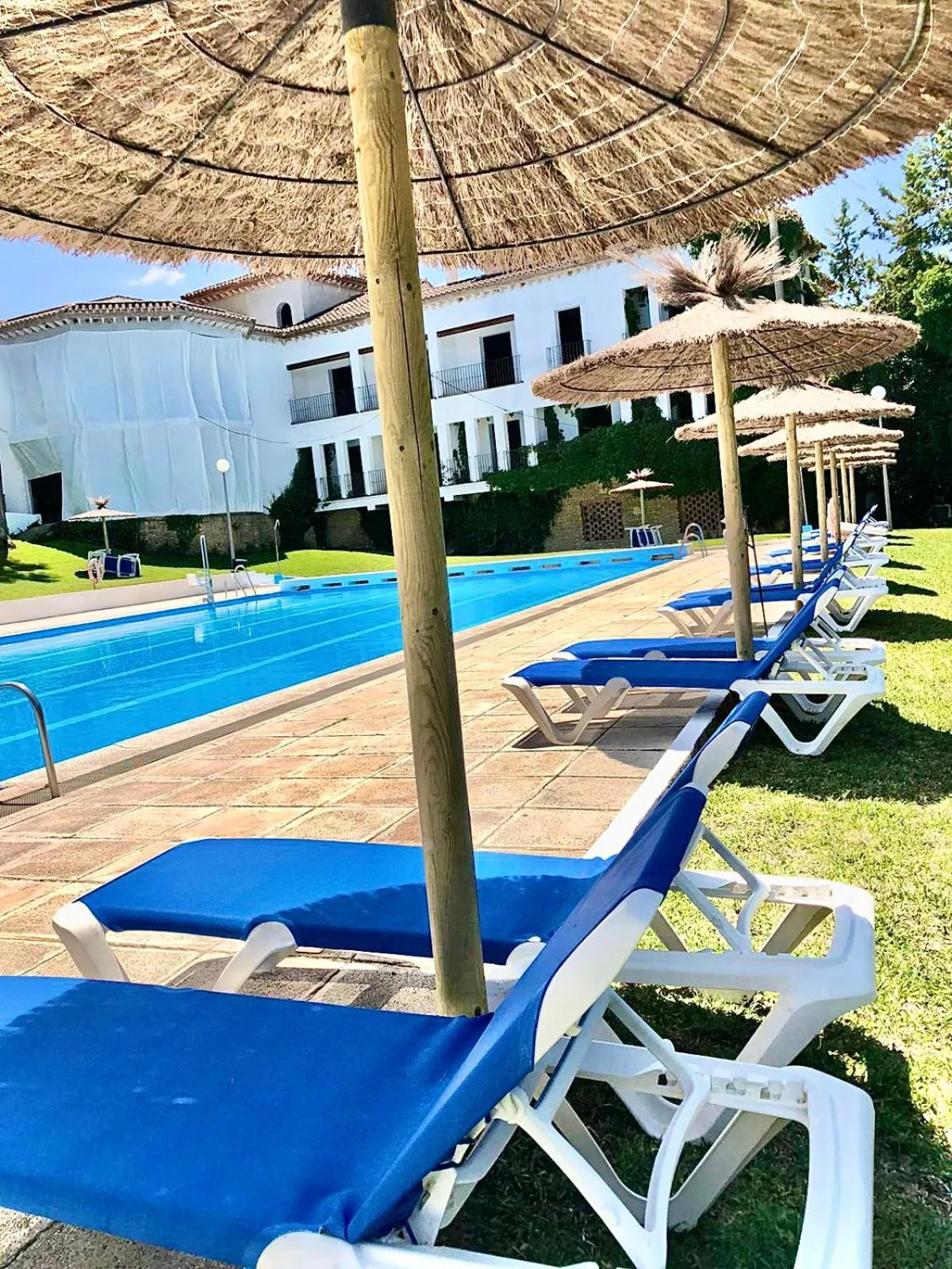 Swimming Pool in Tugasa El Almendral