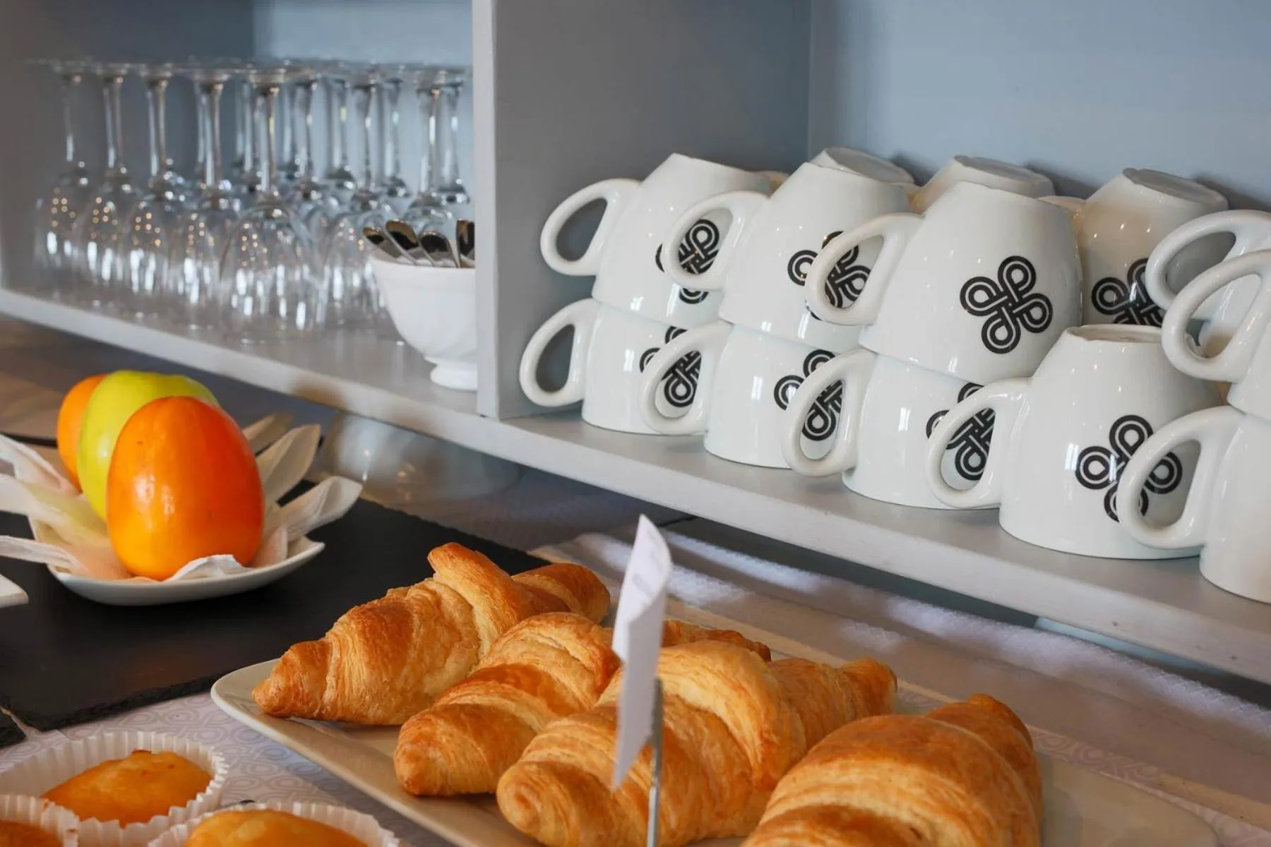 Breakfast in Tugasa El Almendral