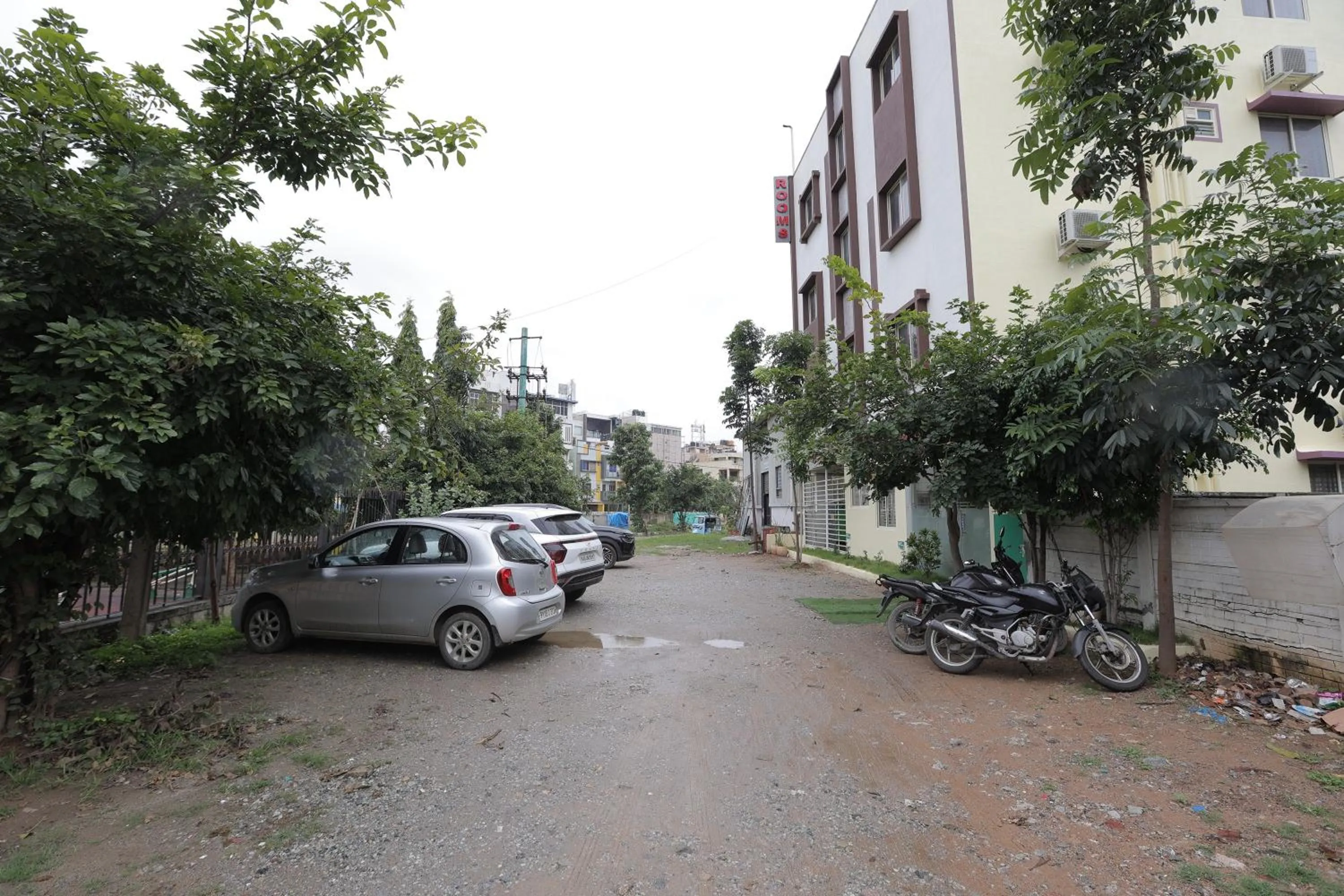 Parking in Hotel Parkview Inn