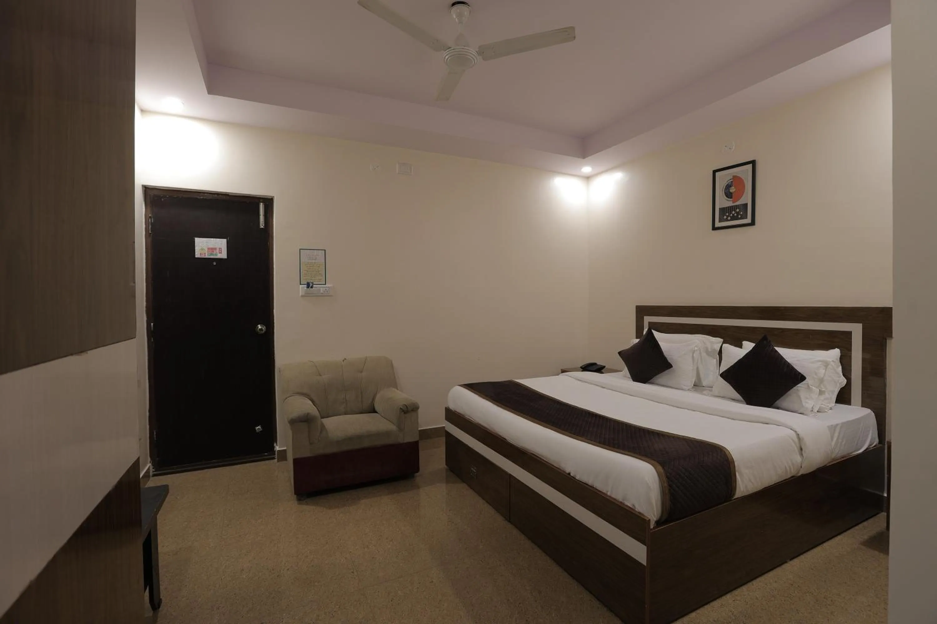 Bedroom, Bed in Hotel Parkview Inn