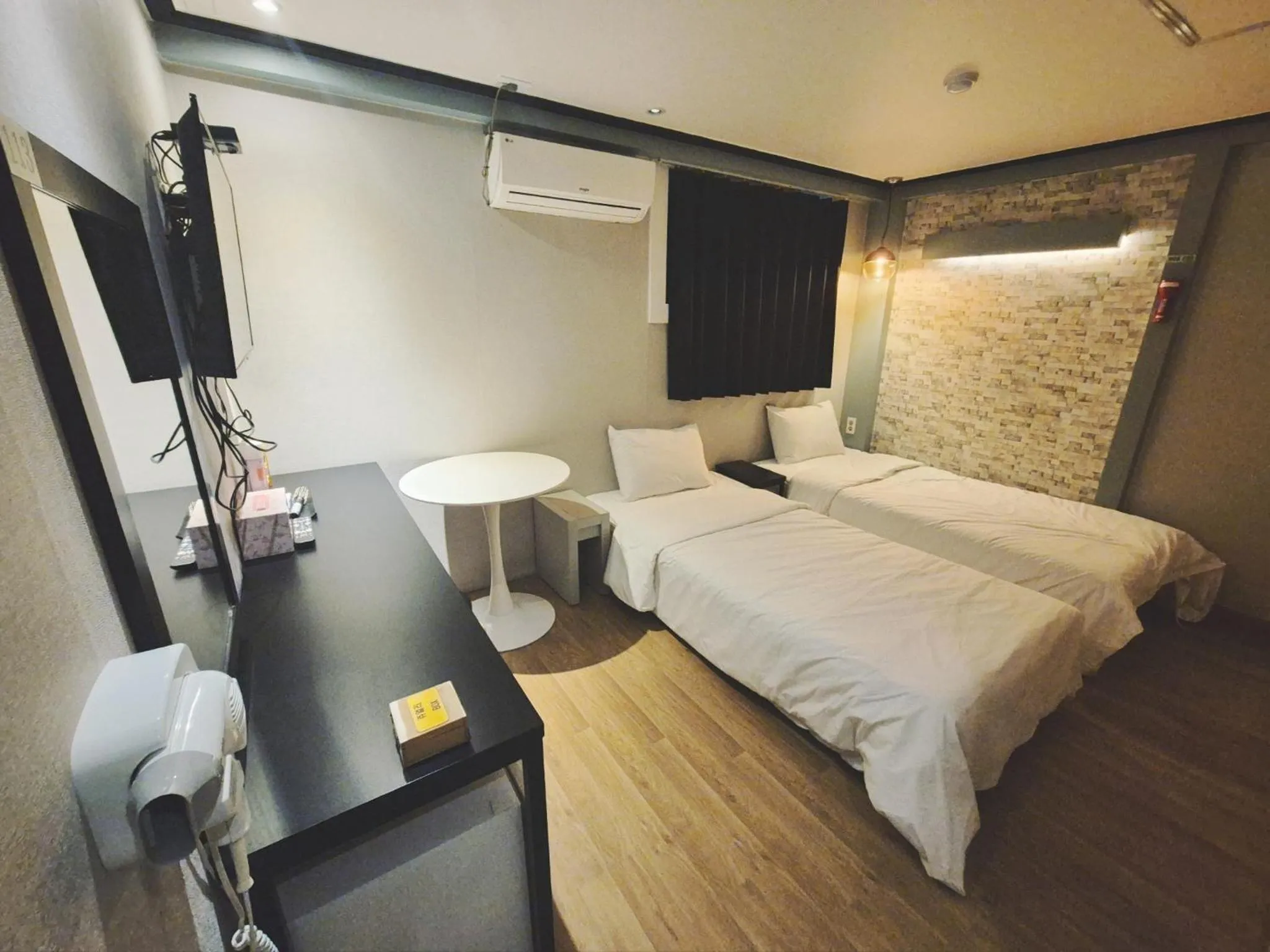 Photo of the whole room, Bed in AnOn Hostel Seongsu-Konkuk