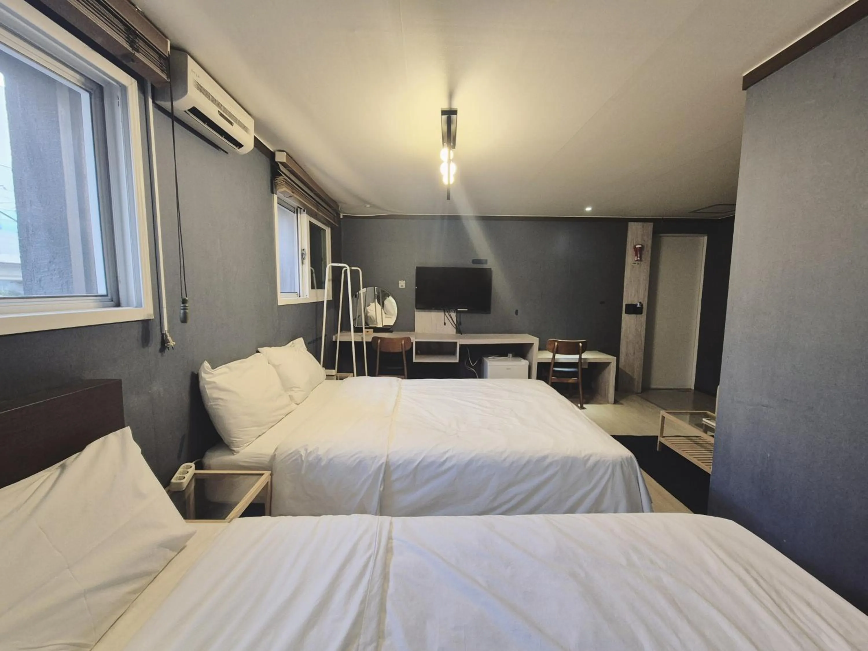 Photo of the whole room, Bed in AnOn Hostel Seongsu-Konkuk