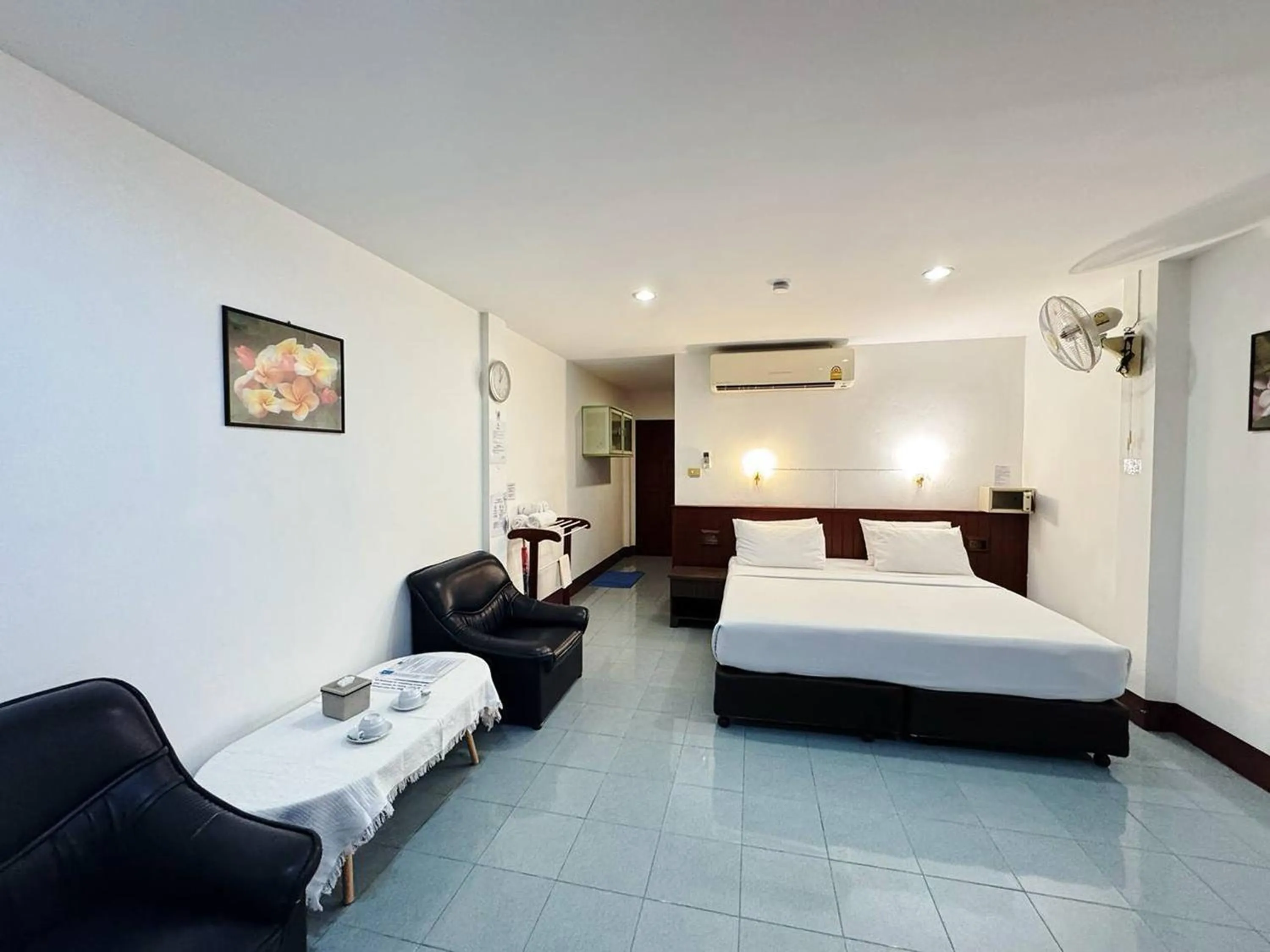 Bed in Rabbit Mansion Patong Hotel