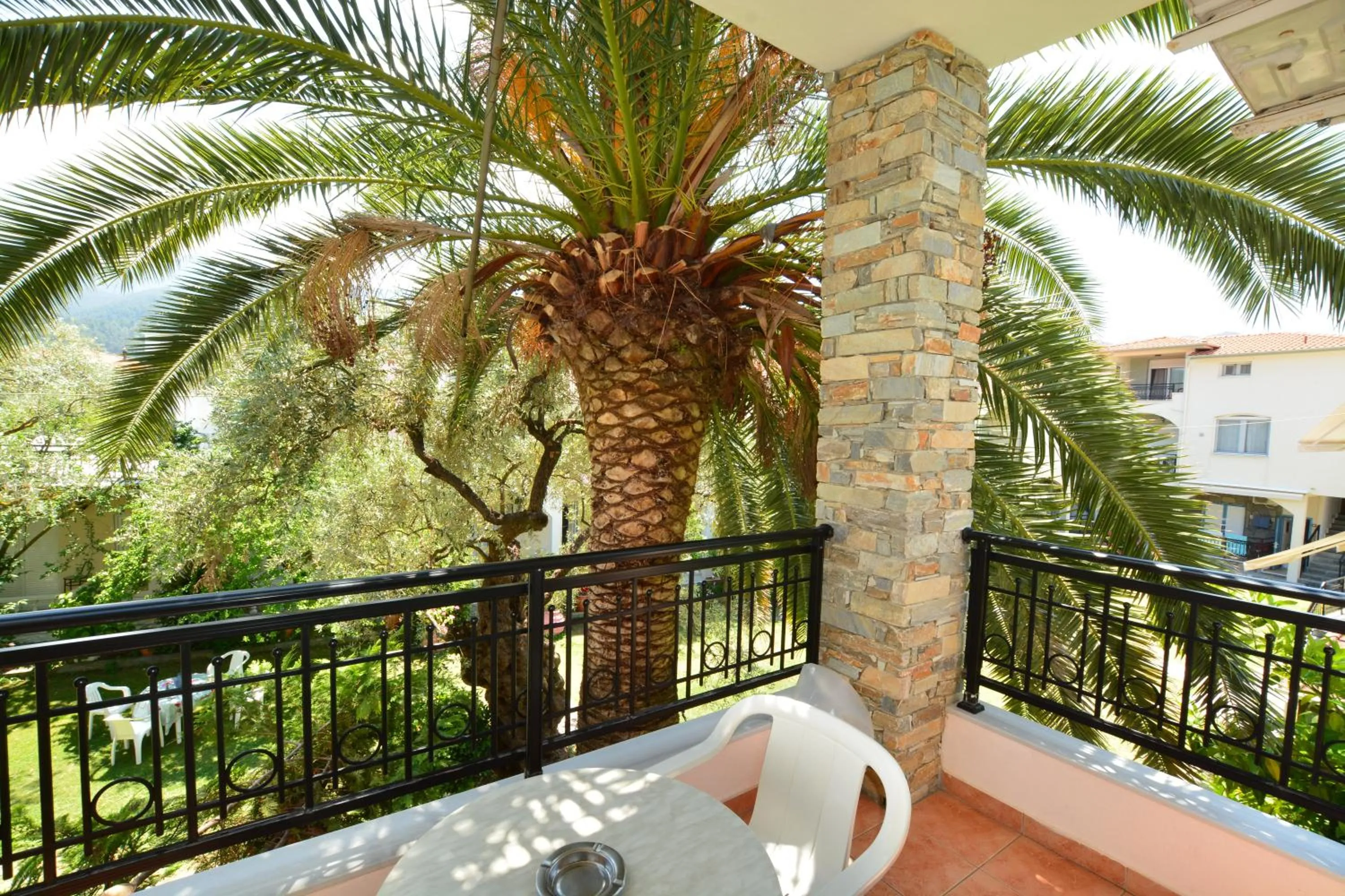 Balcony/Terrace in Villa Eden