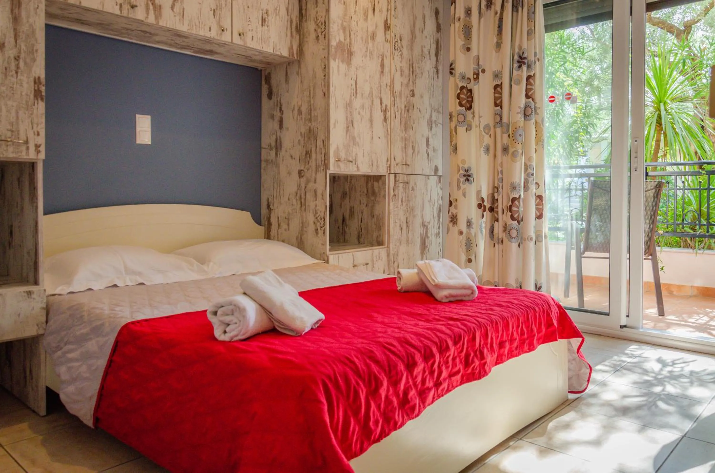 Photo of the whole room, Bed in Villa Eden