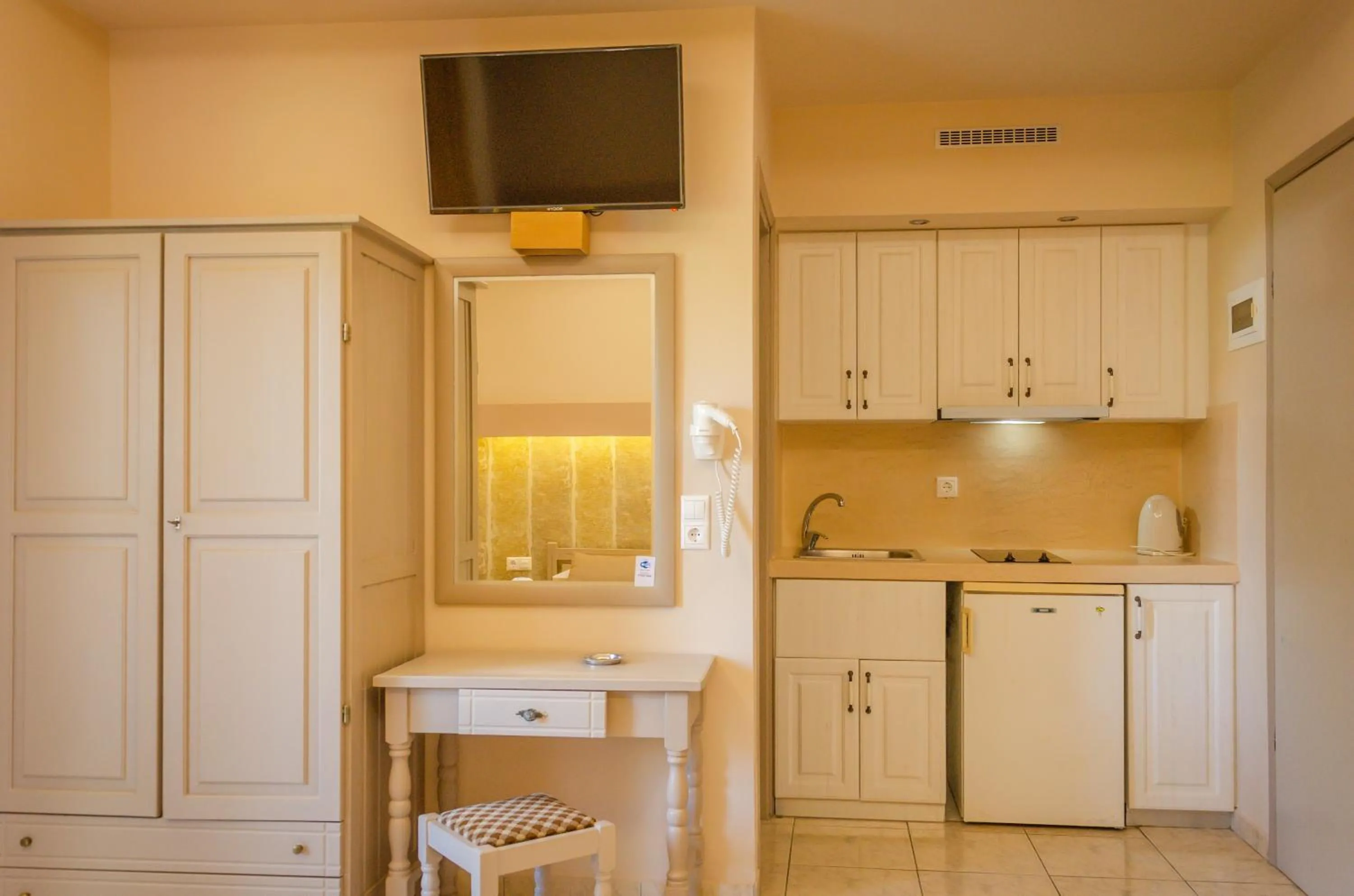 Kitchen or kitchenette in Villa Eden