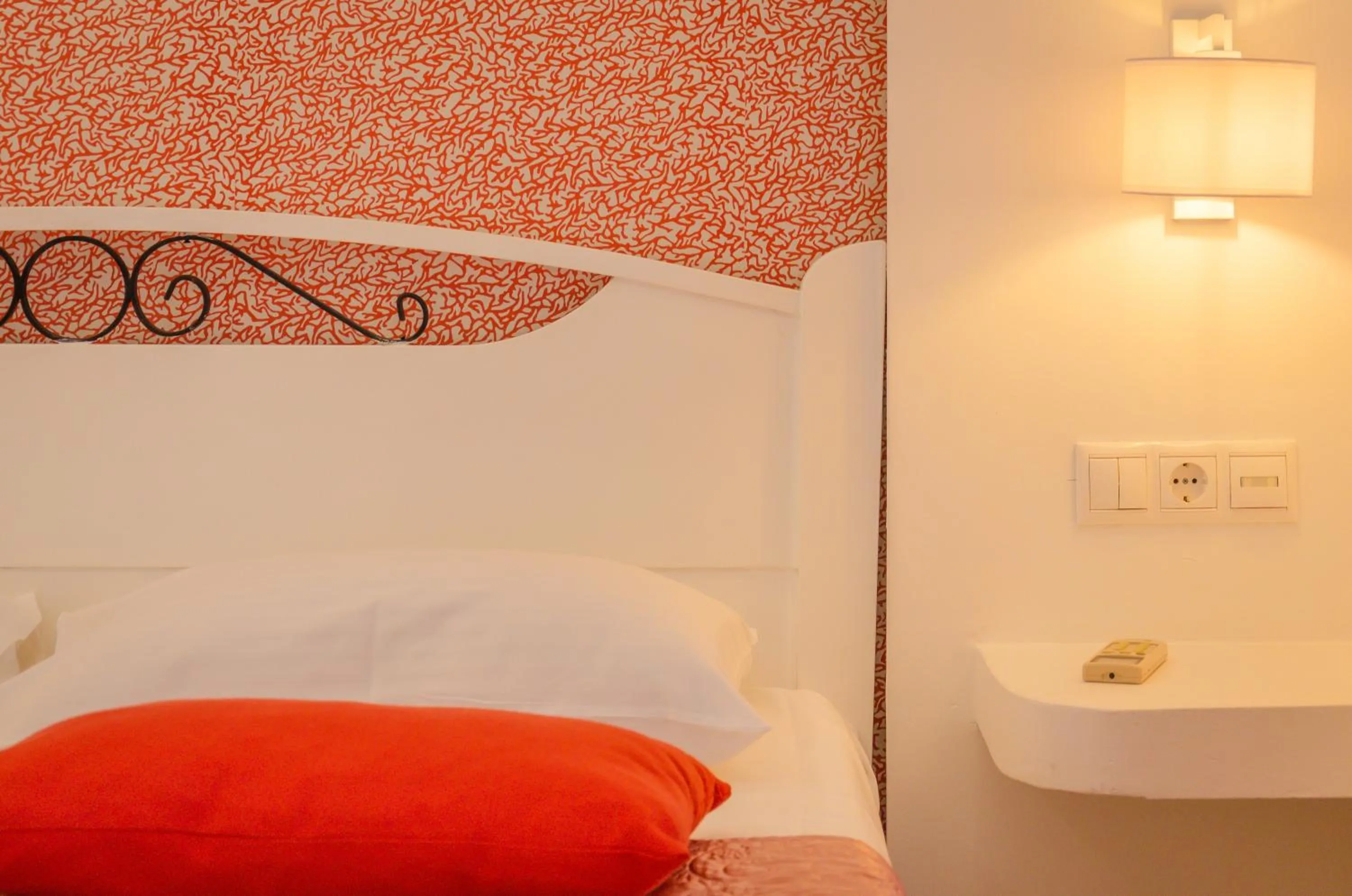 Photo of the whole room, Bed in Villa Eden