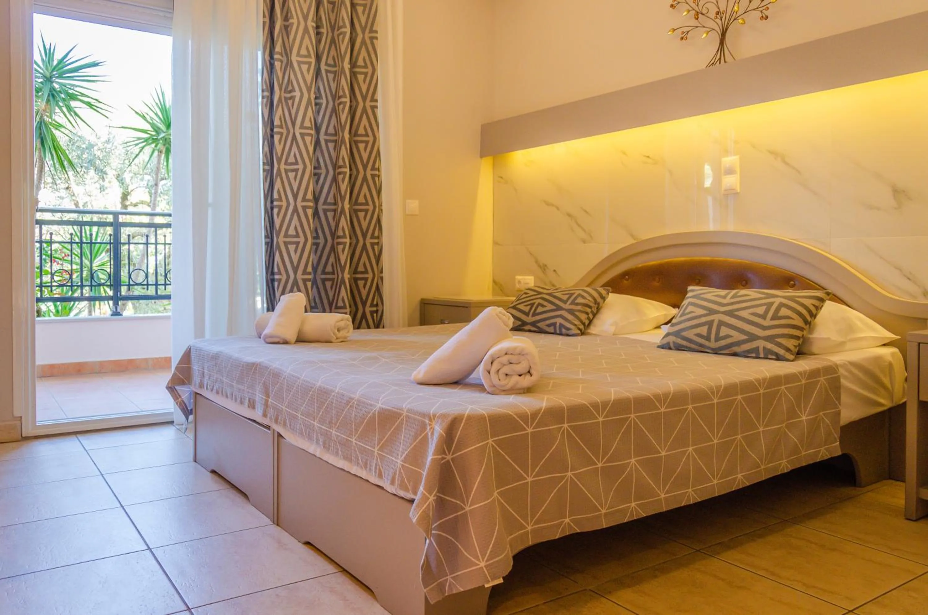 Photo of the whole room, Bed in Villa Eden