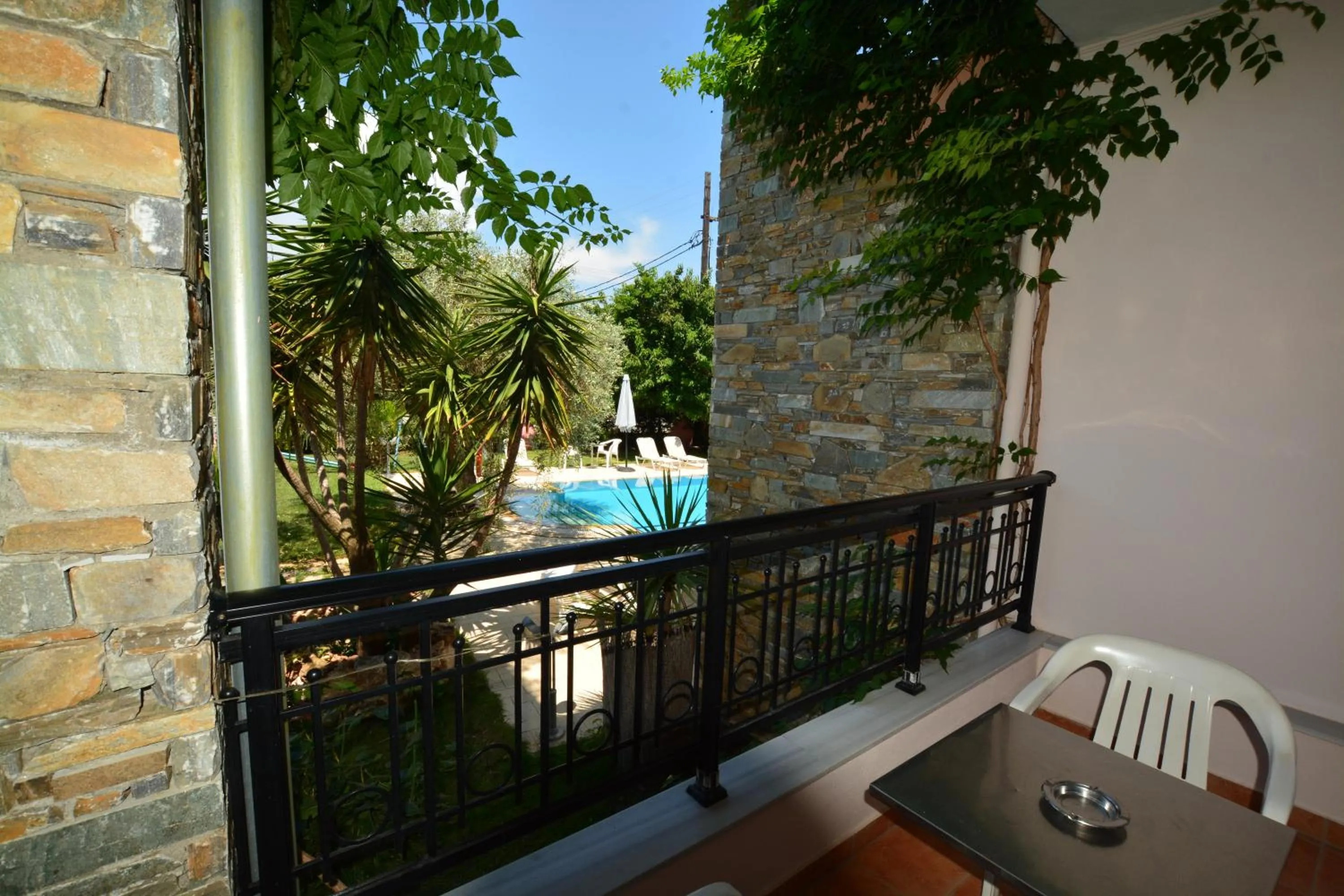 Balcony/Terrace in Villa Eden