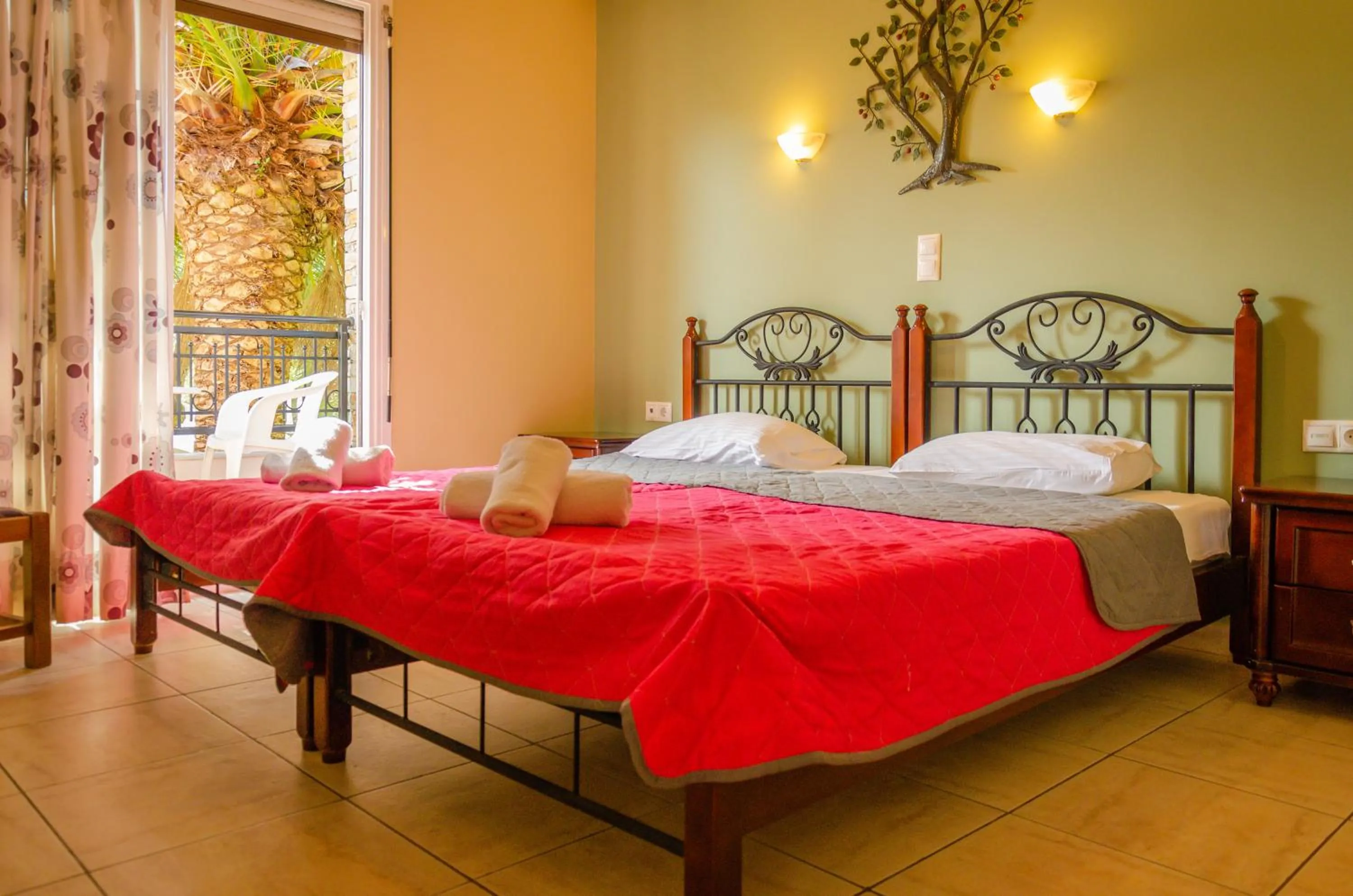 Photo of the whole room, Bed in Villa Eden