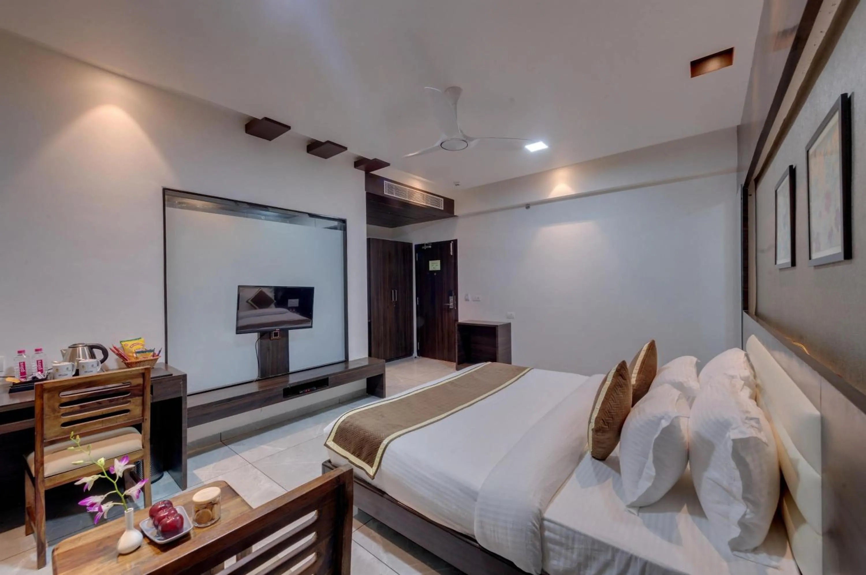 Photo of the whole room in Hotel Apricot One - Udaipur