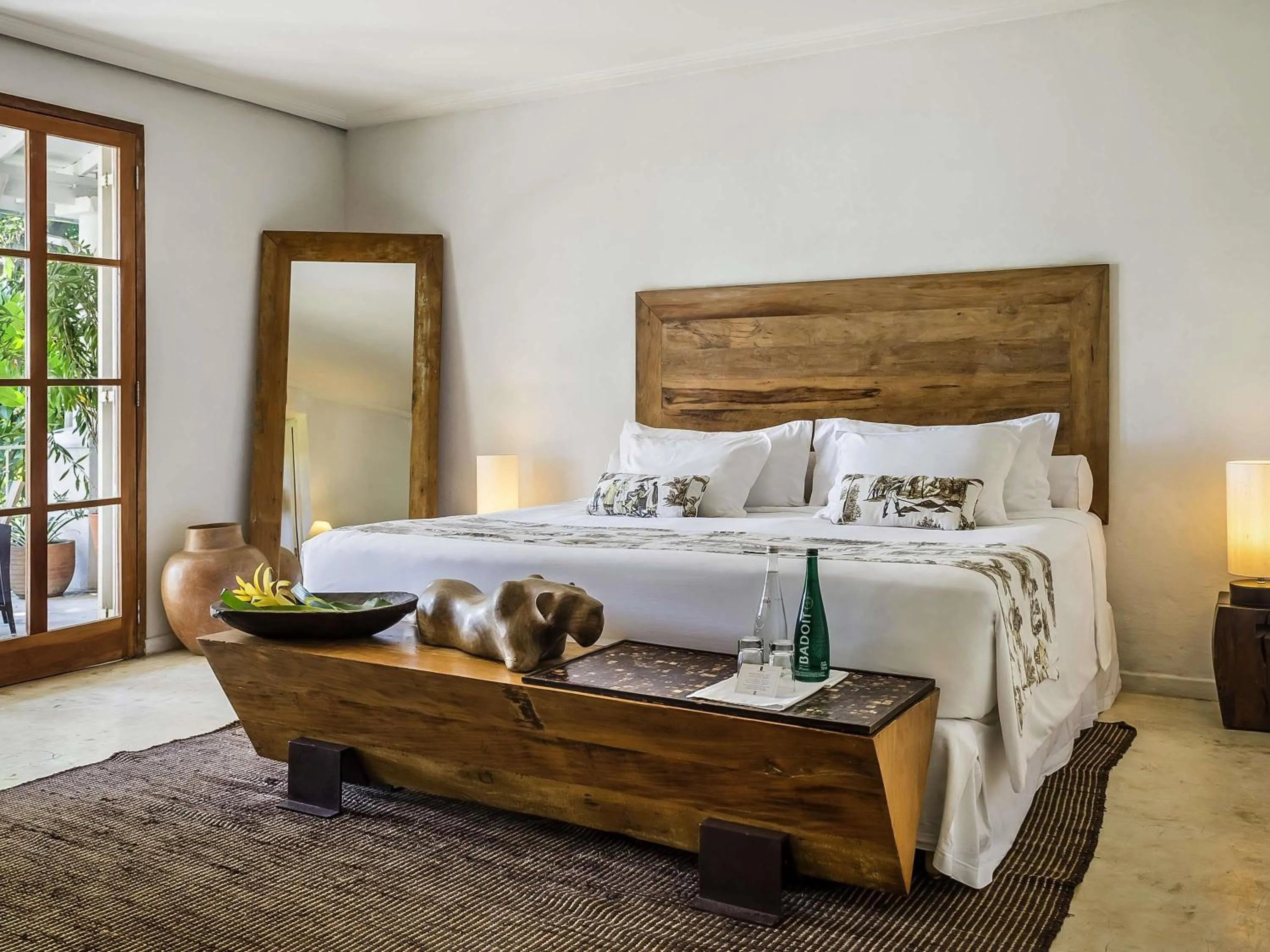 Bedroom, Bed in Santa Teresa Hotel Rio de Janeiro - MGallery Collection