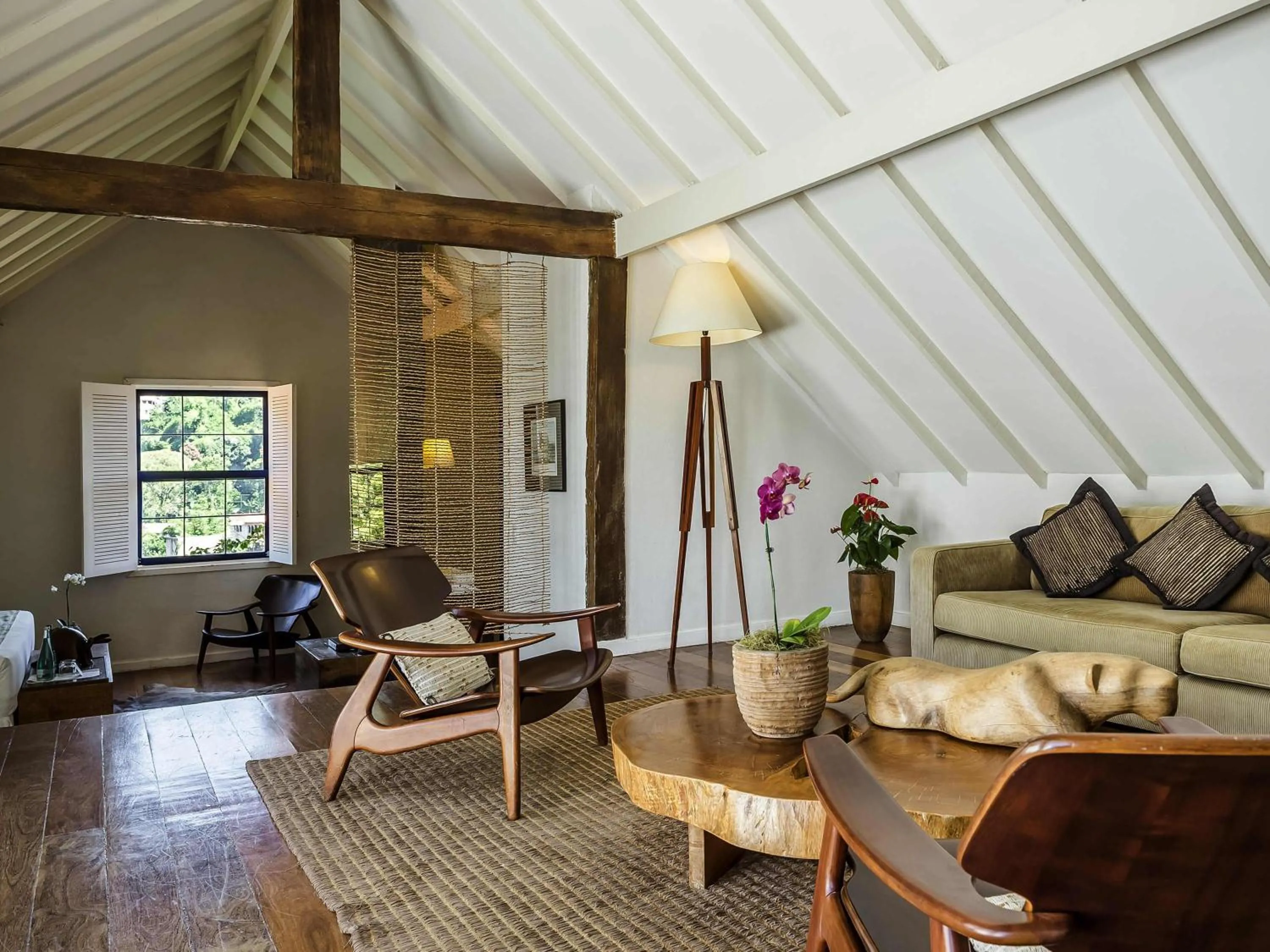 Bedroom in Santa Teresa Hotel Rio de Janeiro - MGallery Collection
