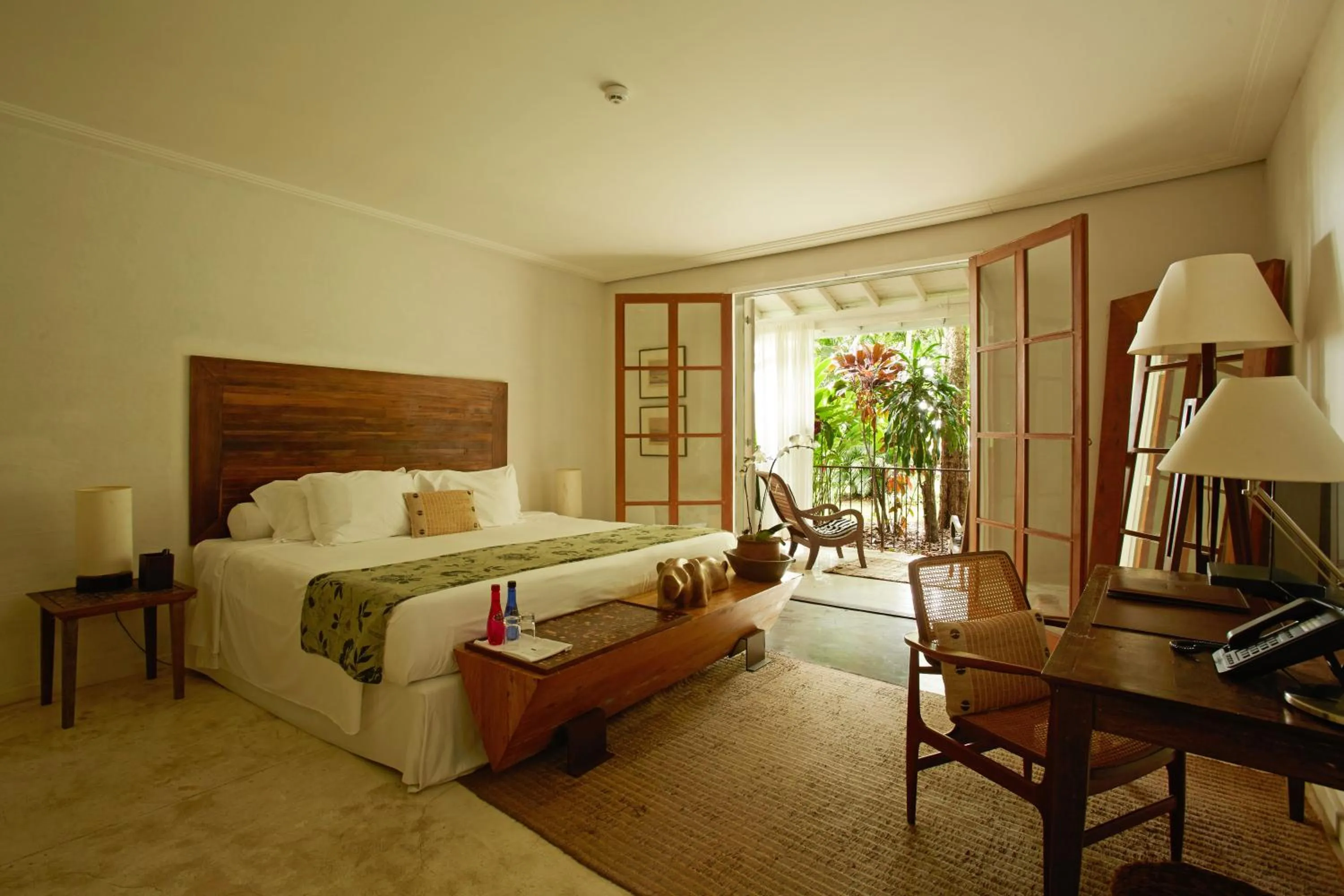 Bed in Santa Teresa Hotel Rio de Janeiro - MGallery Collection