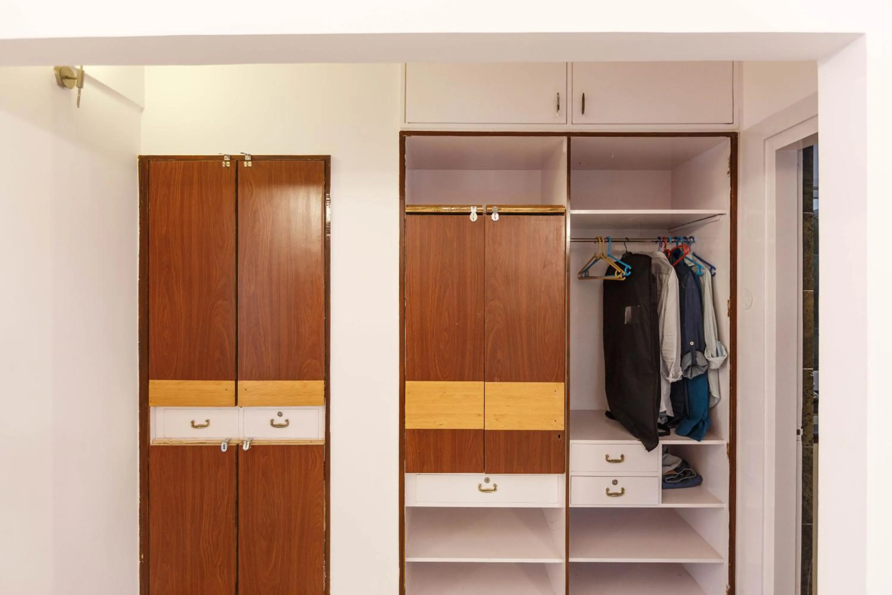 wardrobe in Locul Uptown - Near Bangalore Palace Grounds