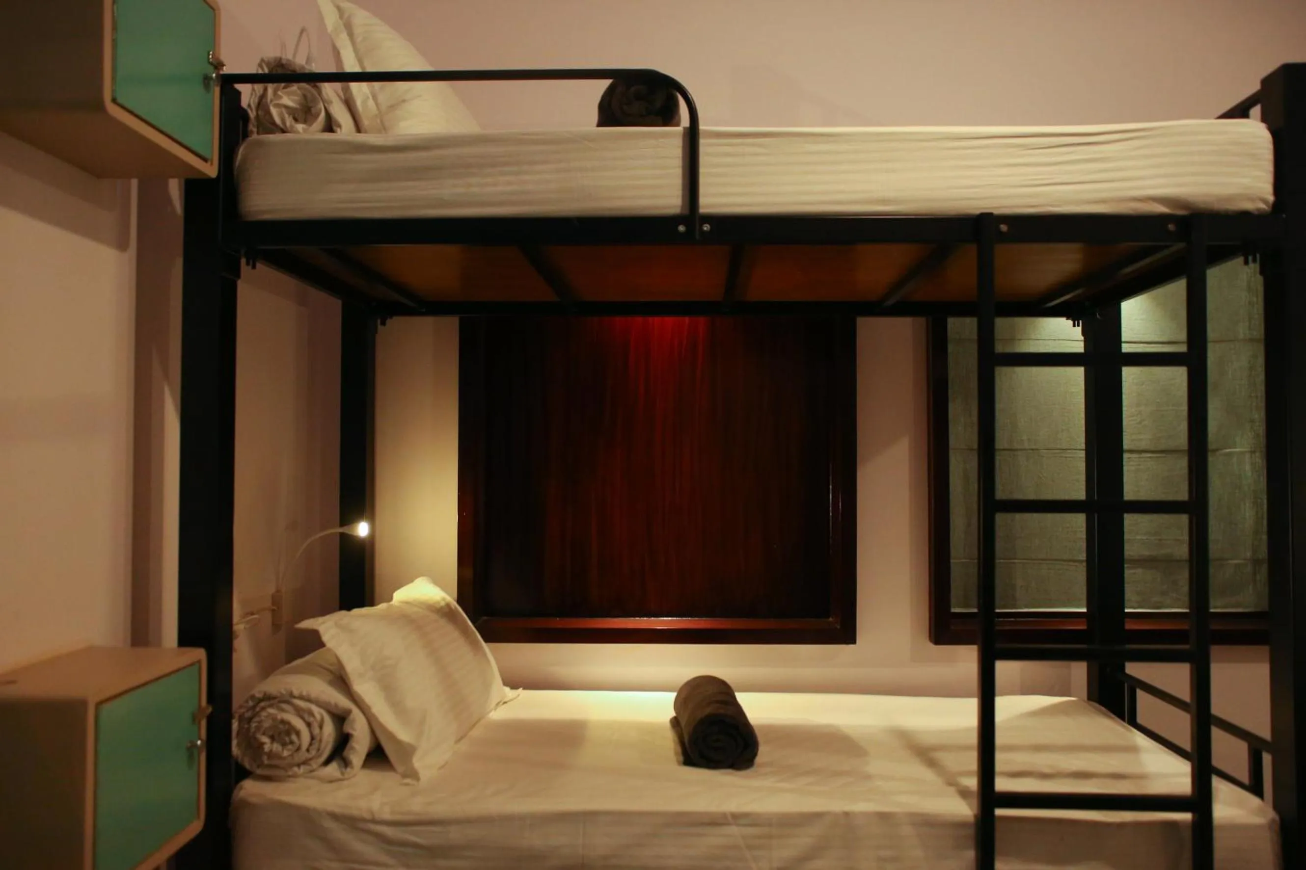 bunk bed, Bed in Locul Uptown - Near Bangalore Palace Grounds