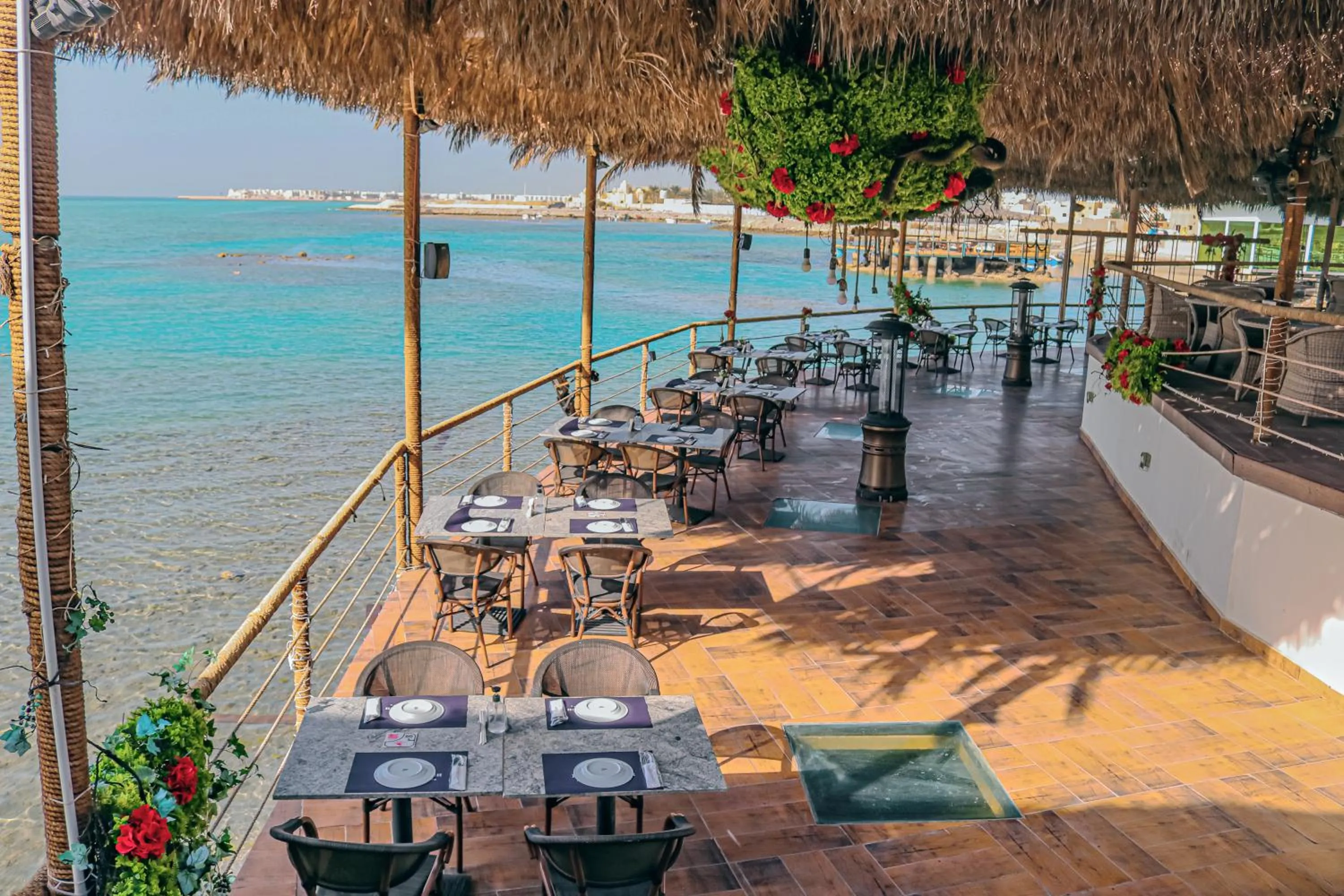 Restaurant/places to eat in Lagoona Beach Luxury Resort and Spa