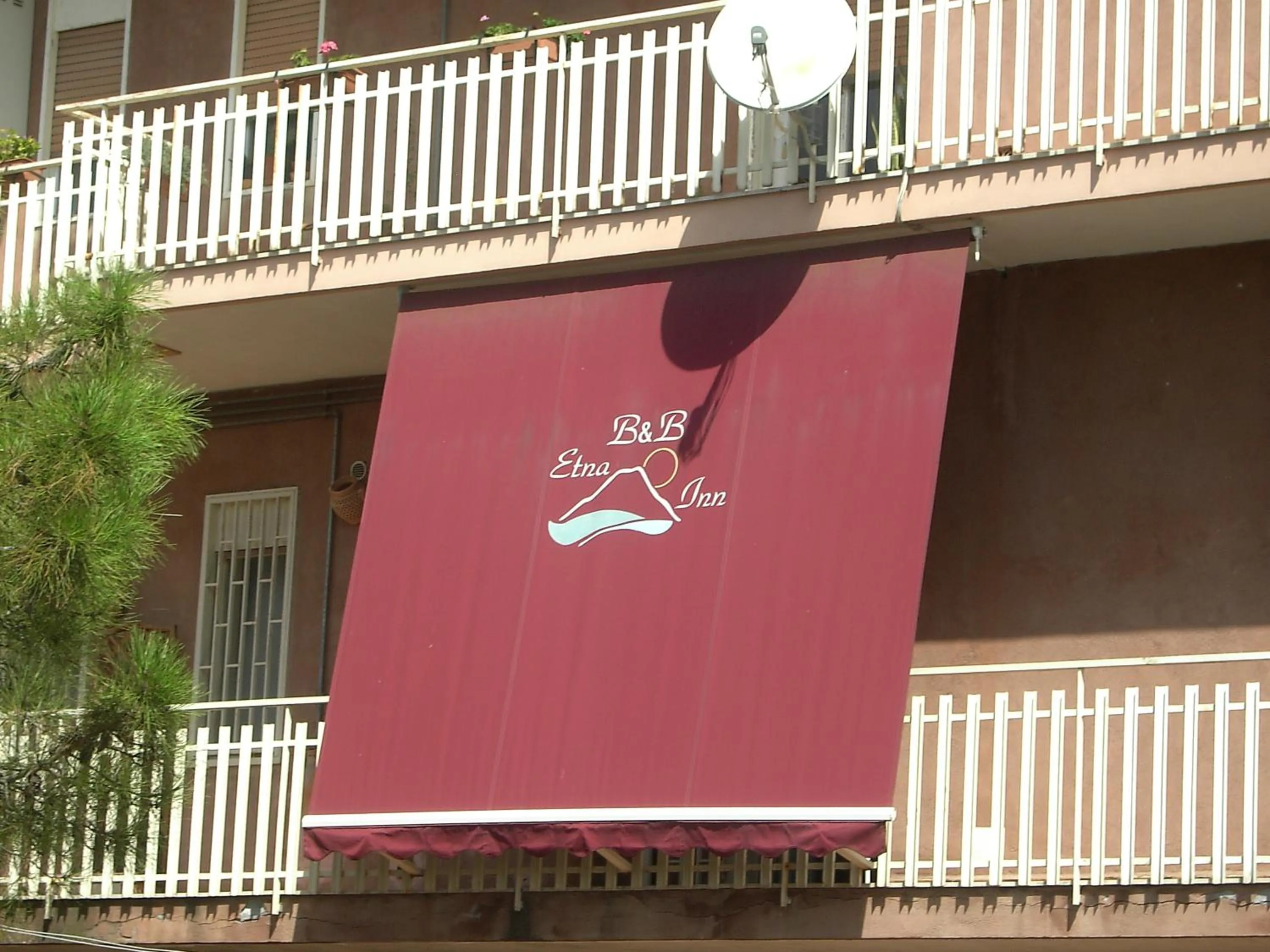 Property building in Etna Inn