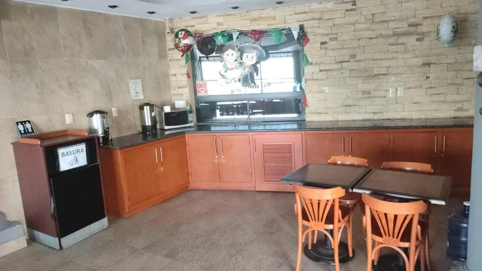 Coffee/tea facilities in Hotel los coloniales de reynosa