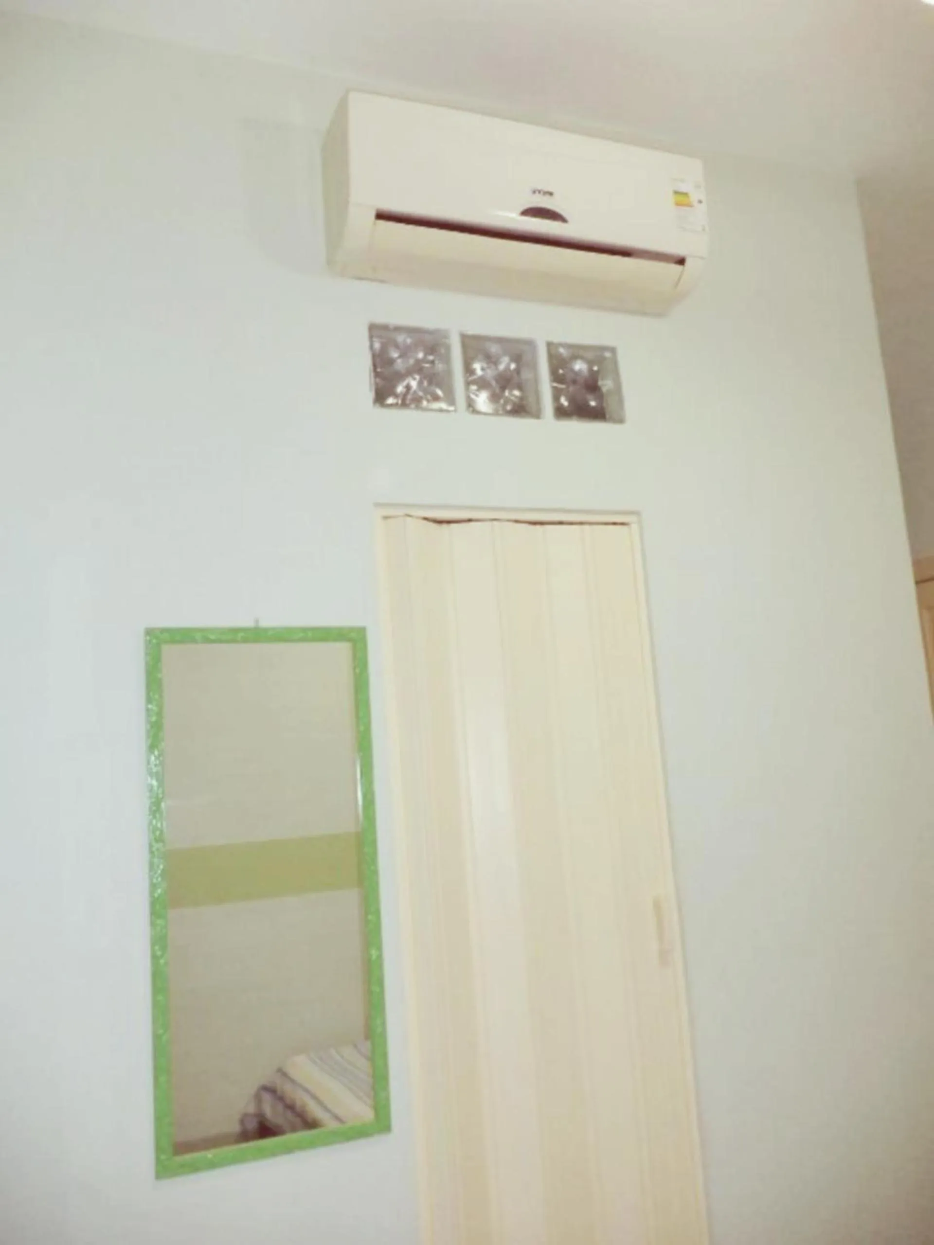 air conditioner in Solar Hostel Beach Copacabana