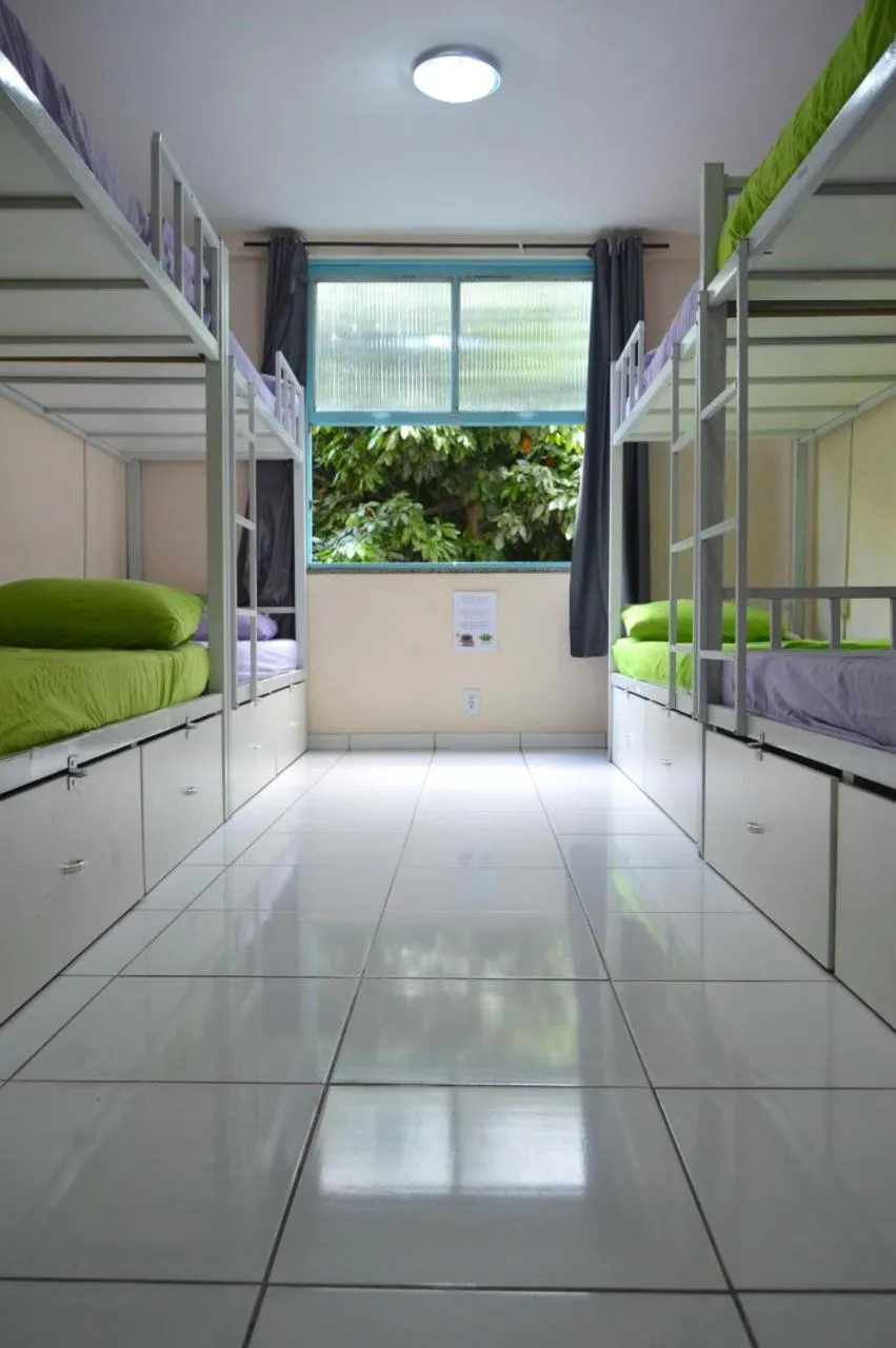 Photo of the whole room in Solar Hostel Beach Copacabana