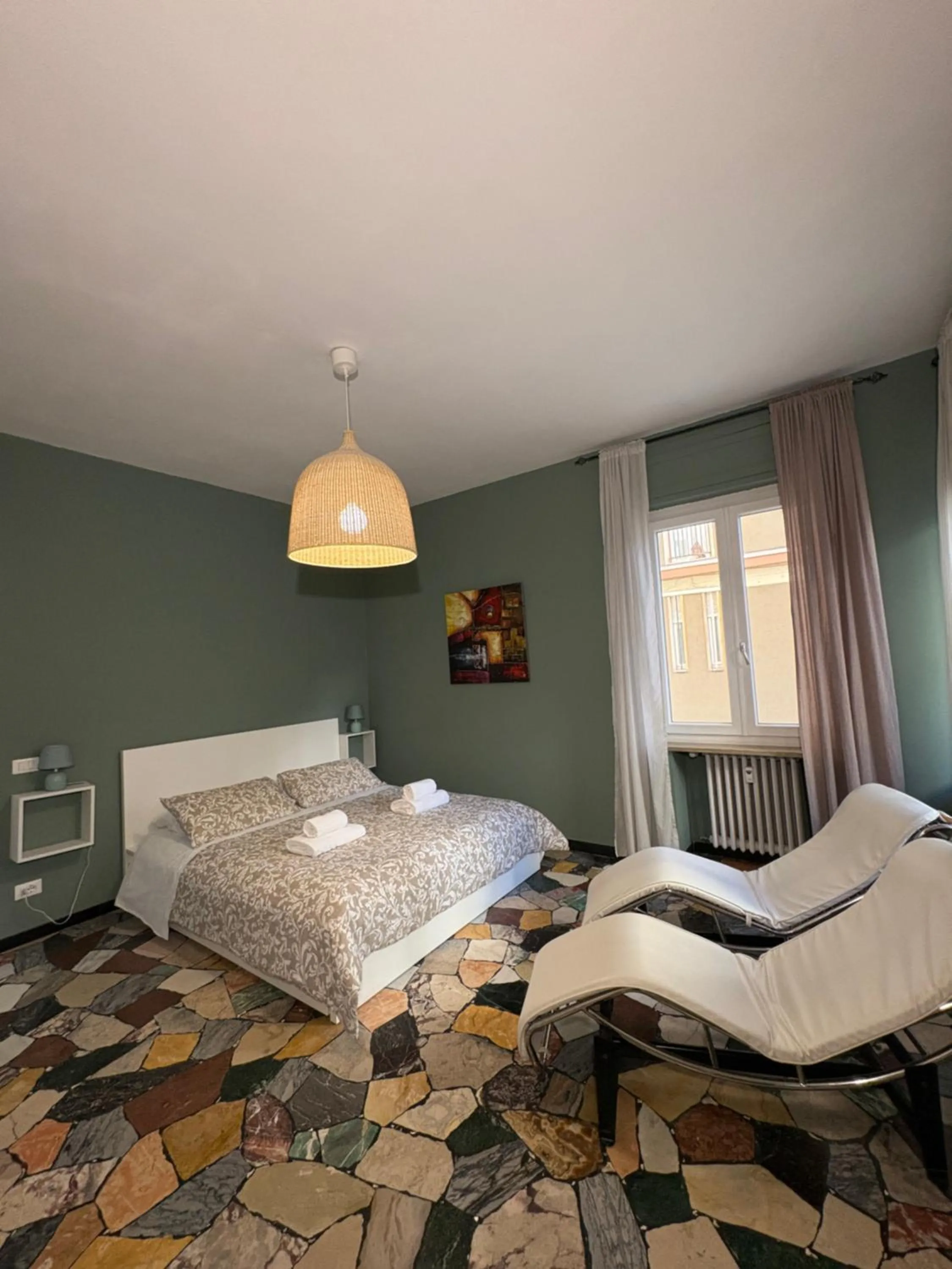 Bed in Delle Rose Rooms - Le Arche Verona