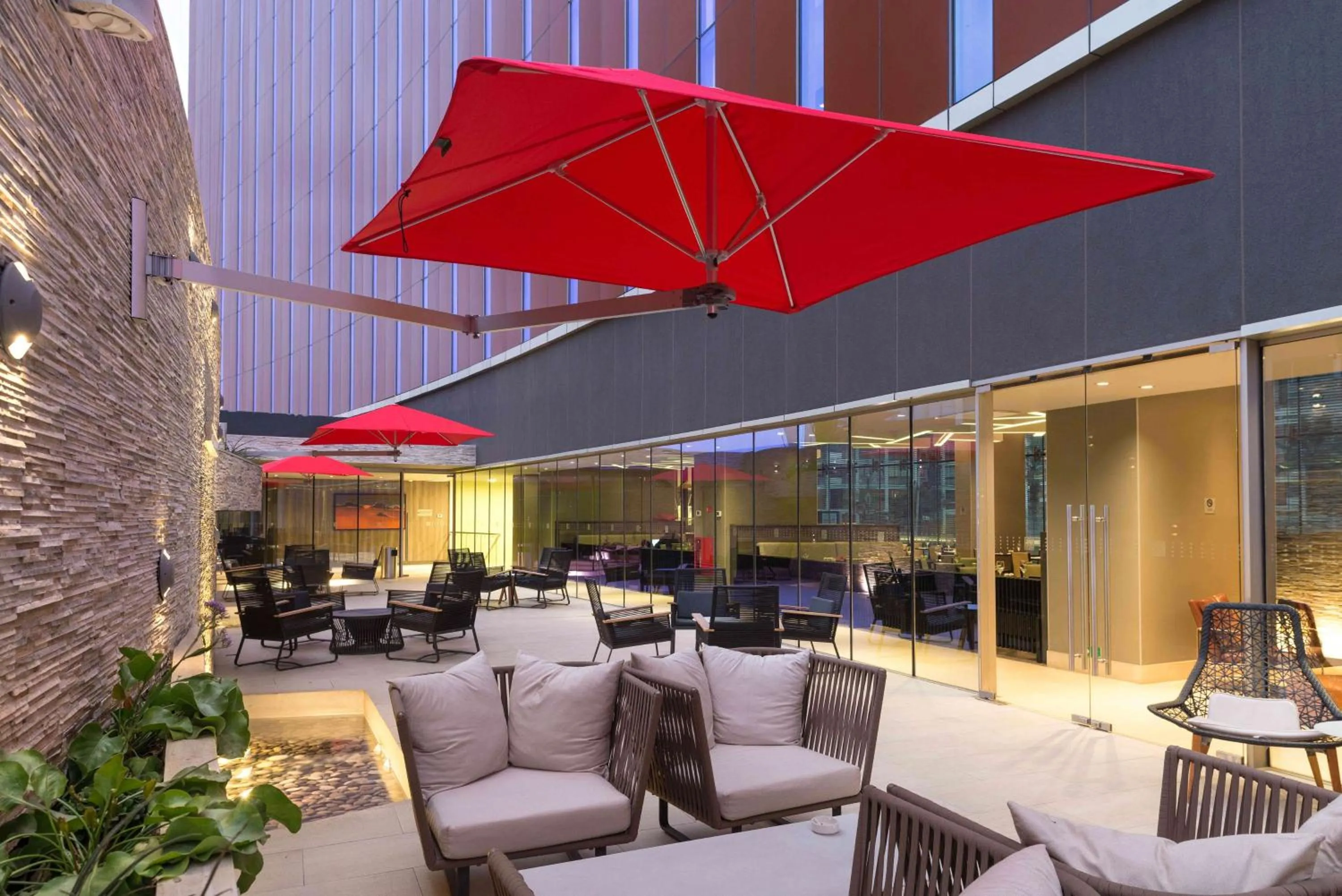 Dining area in Hilton Garden Inn Iquique